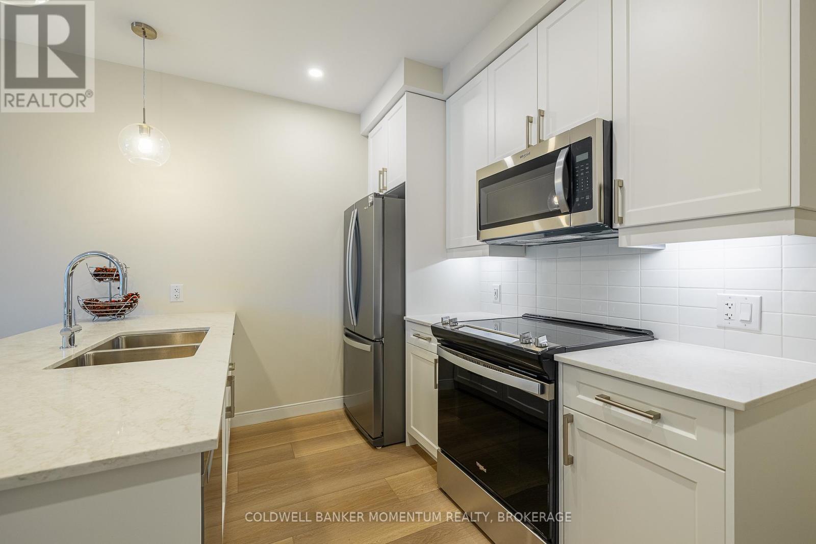 403 - 118 West Street, Port Colborne, Ontario  L3K 0B9 - Photo 14 - X12353826