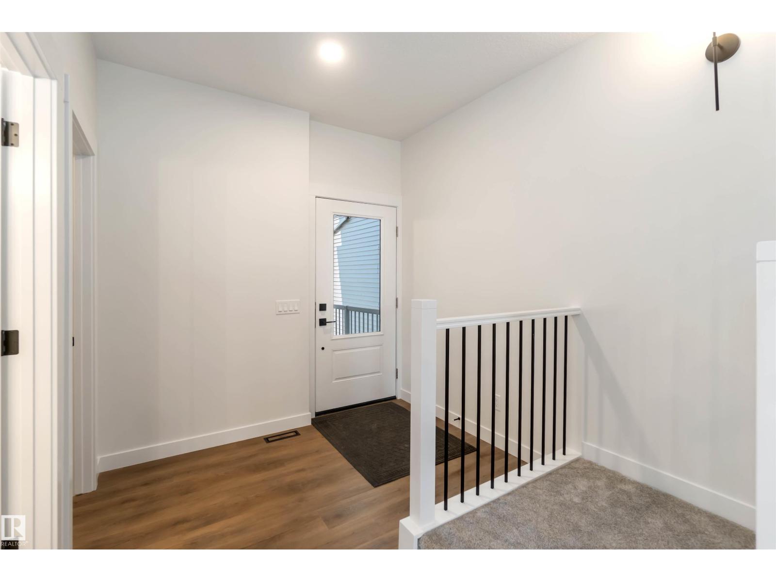8980 Elves Lo Nw Nw, Edmonton, Alberta  T6M 3G3 - Photo 2 - E4455641