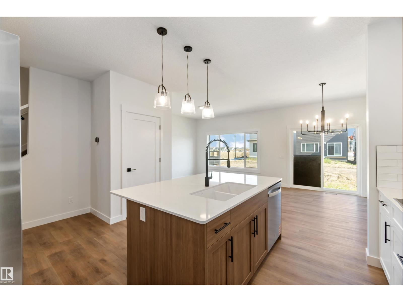 8980 Elves Lo Nw Nw, Edmonton, Alberta  T6M 3G3 - Photo 3 - E4455641