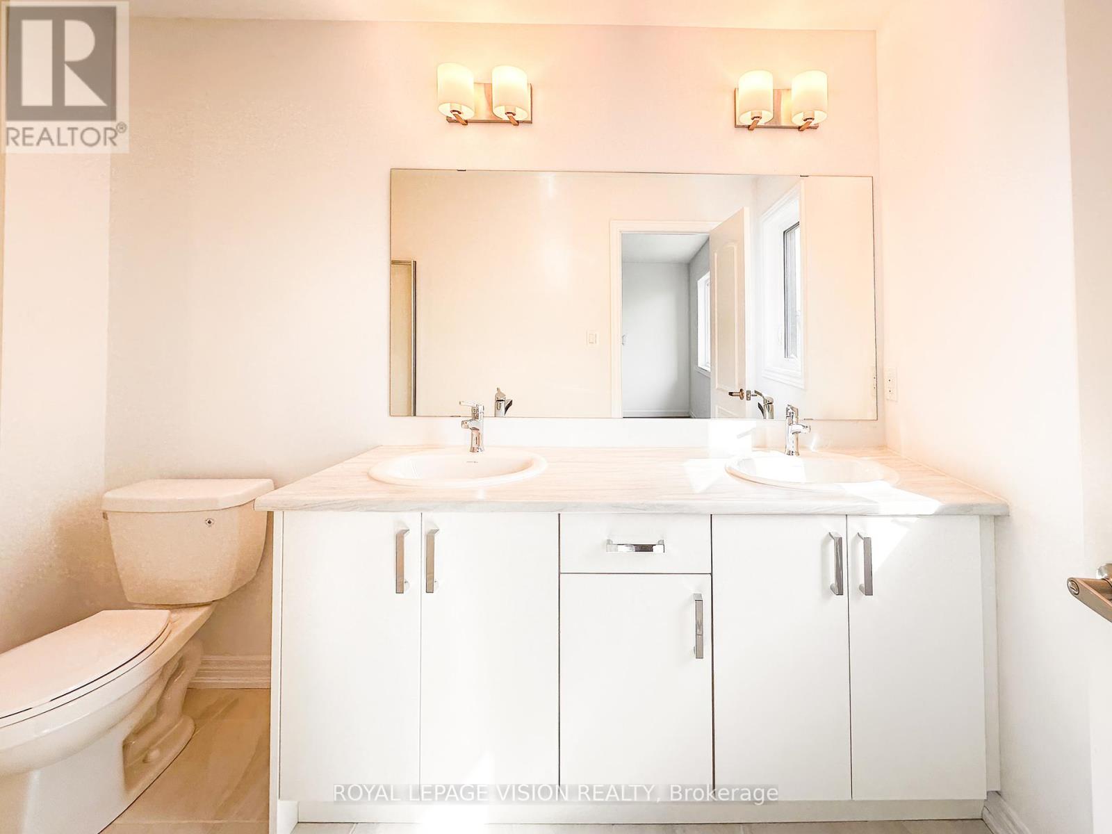 21 Sorbara Way, Whitby (Brooklin), Ontario  L1M 0M4 - Photo 9 - E12386303