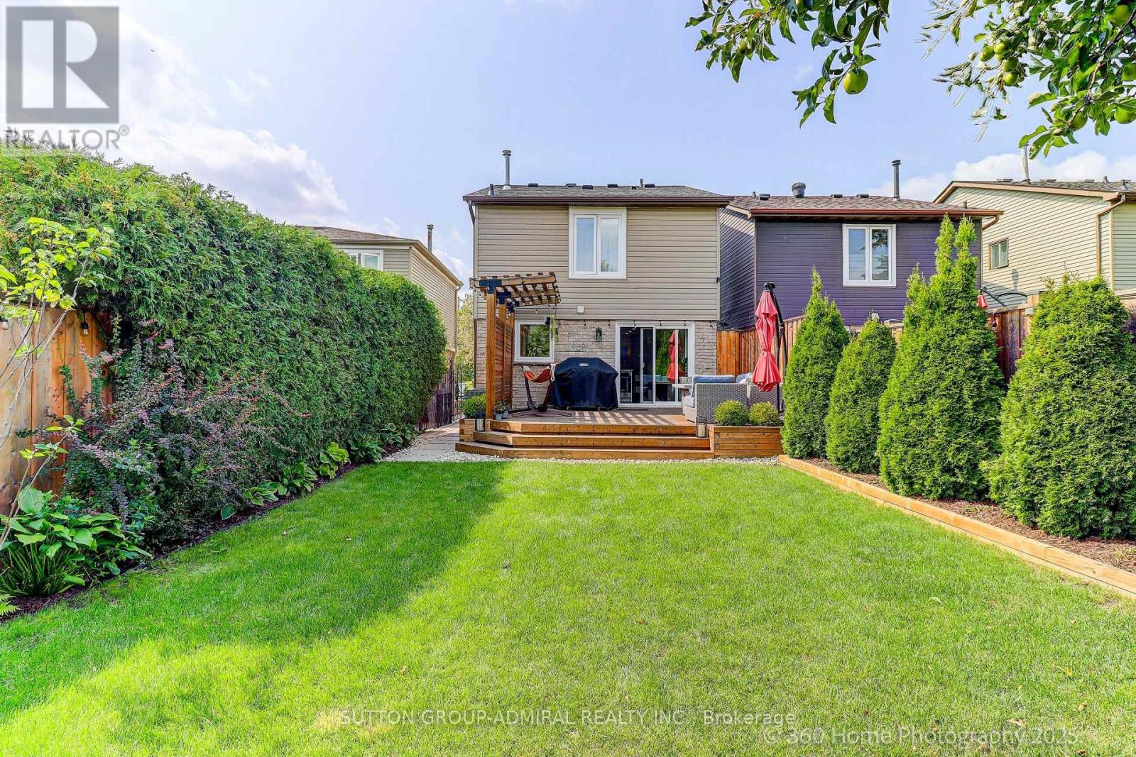 709 Greycedar Crescent, Mississauga (Rathwood), Ontario  L4W 3J4 - Photo 26 - W12385627