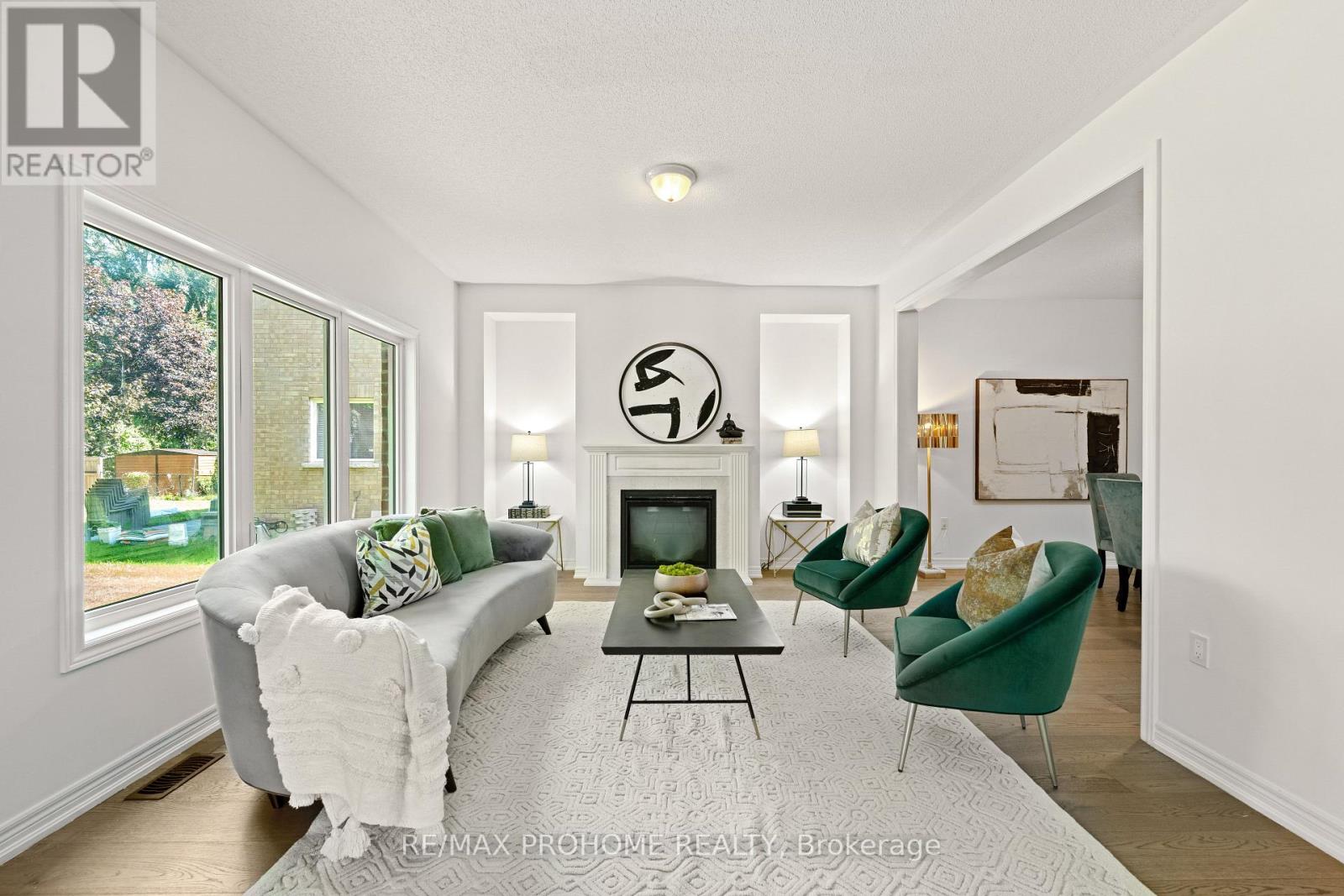 102 Riveredge Drive, Georgina (Keswick North), Ontario  L4P 2P1 - Photo 13 - N12386260
