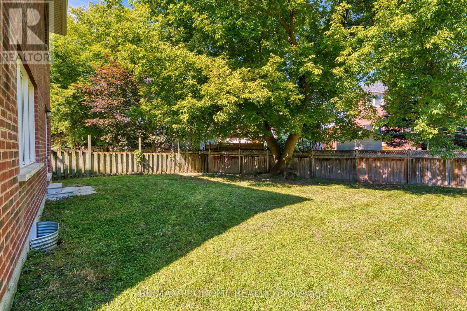 102 Riveredge Drive, Georgina (Keswick North), Ontario  L4P 2P1 - Photo 37 - N12386260