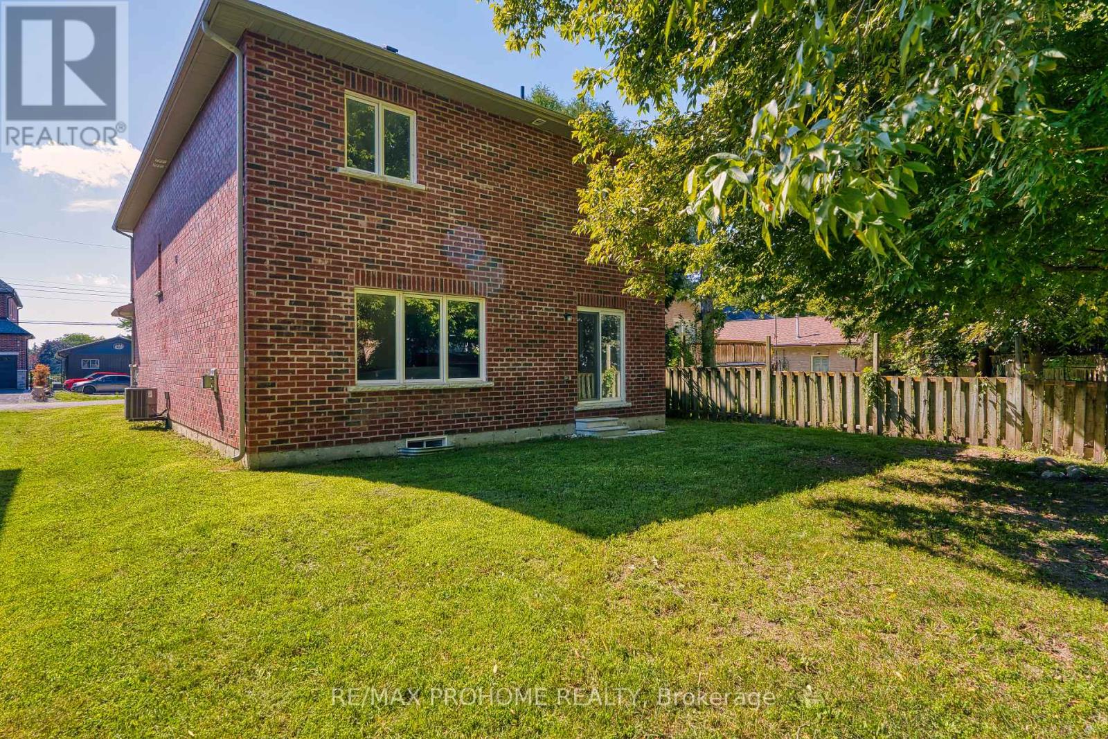 102 Riveredge Drive, Georgina (Keswick North), Ontario  L4P 2P1 - Photo 45 - N12386260