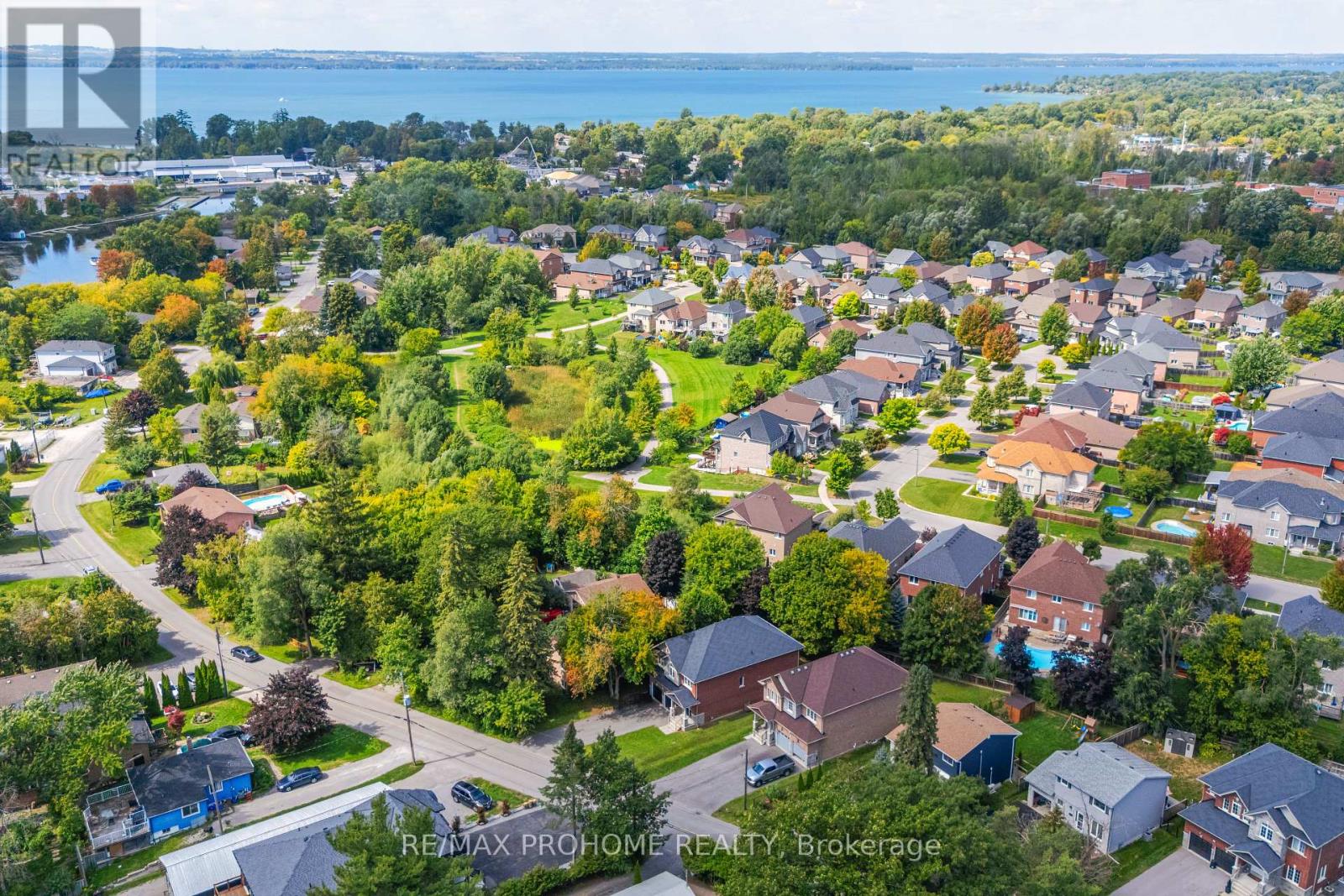 102 Riveredge Drive, Georgina (Keswick North), Ontario  L4P 2P1 - Photo 48 - N12386260
