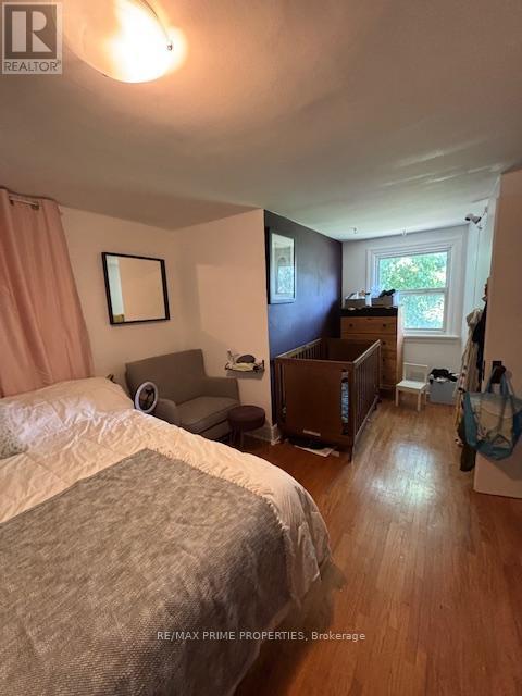 Upper - 199 Owen Street, Barrie, Ontario  L4M 3H8 - Photo 15 - S12386288