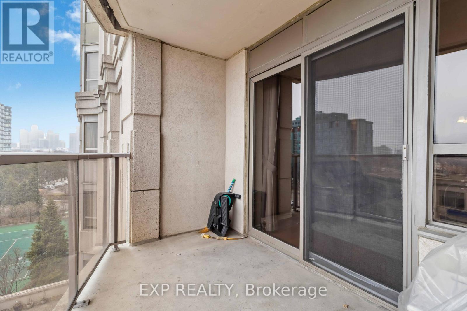616 - 25 Kingsbridge Garden Circle, Mississauga (Hurontario), Ontario  L5R 4B1 - Photo 26 - W12386248
