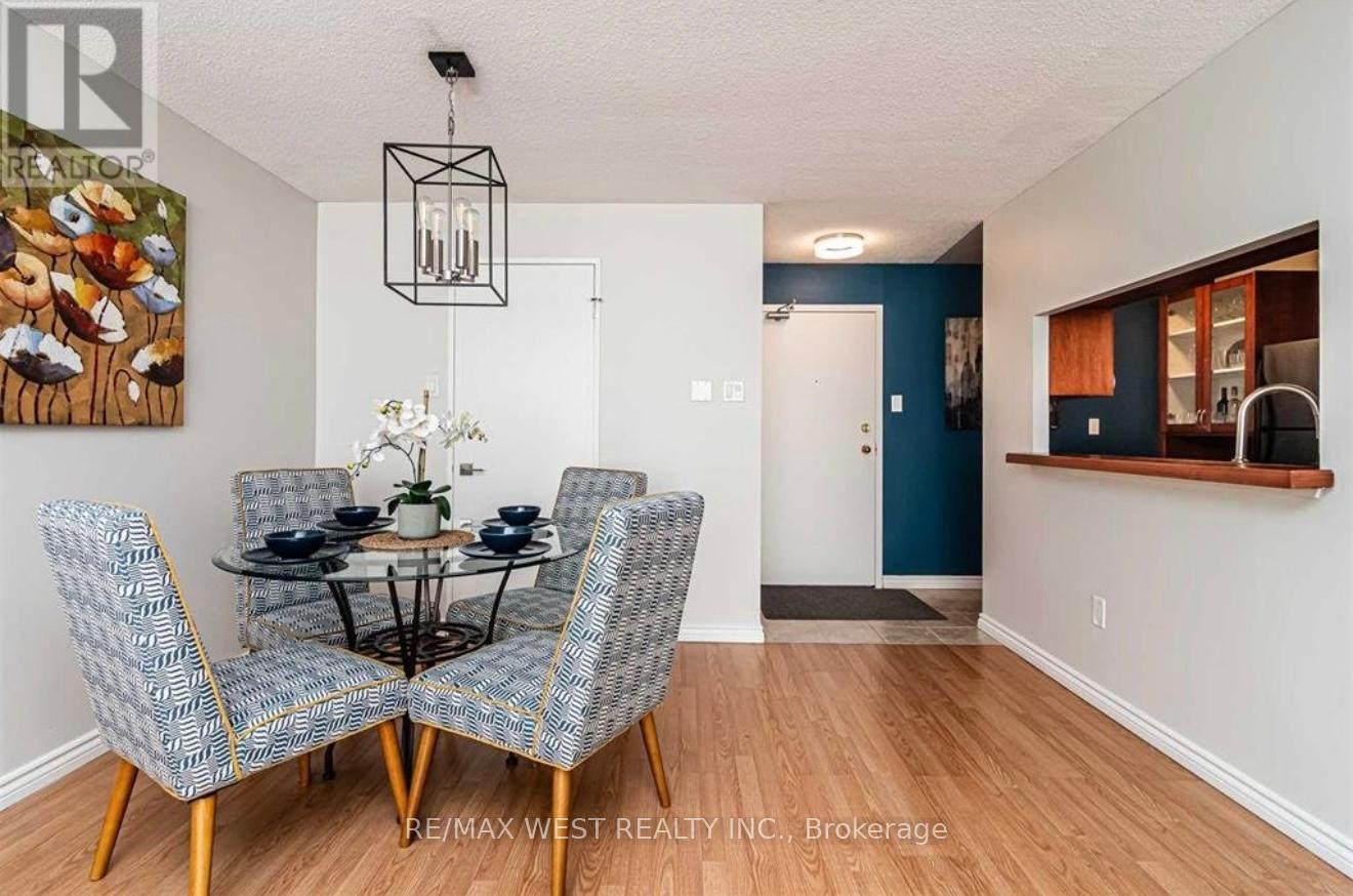 2309 - 4205 Shipp Drive, Mississauga, Ontario  L4Z 2Y9 - Photo 3 - W12386277