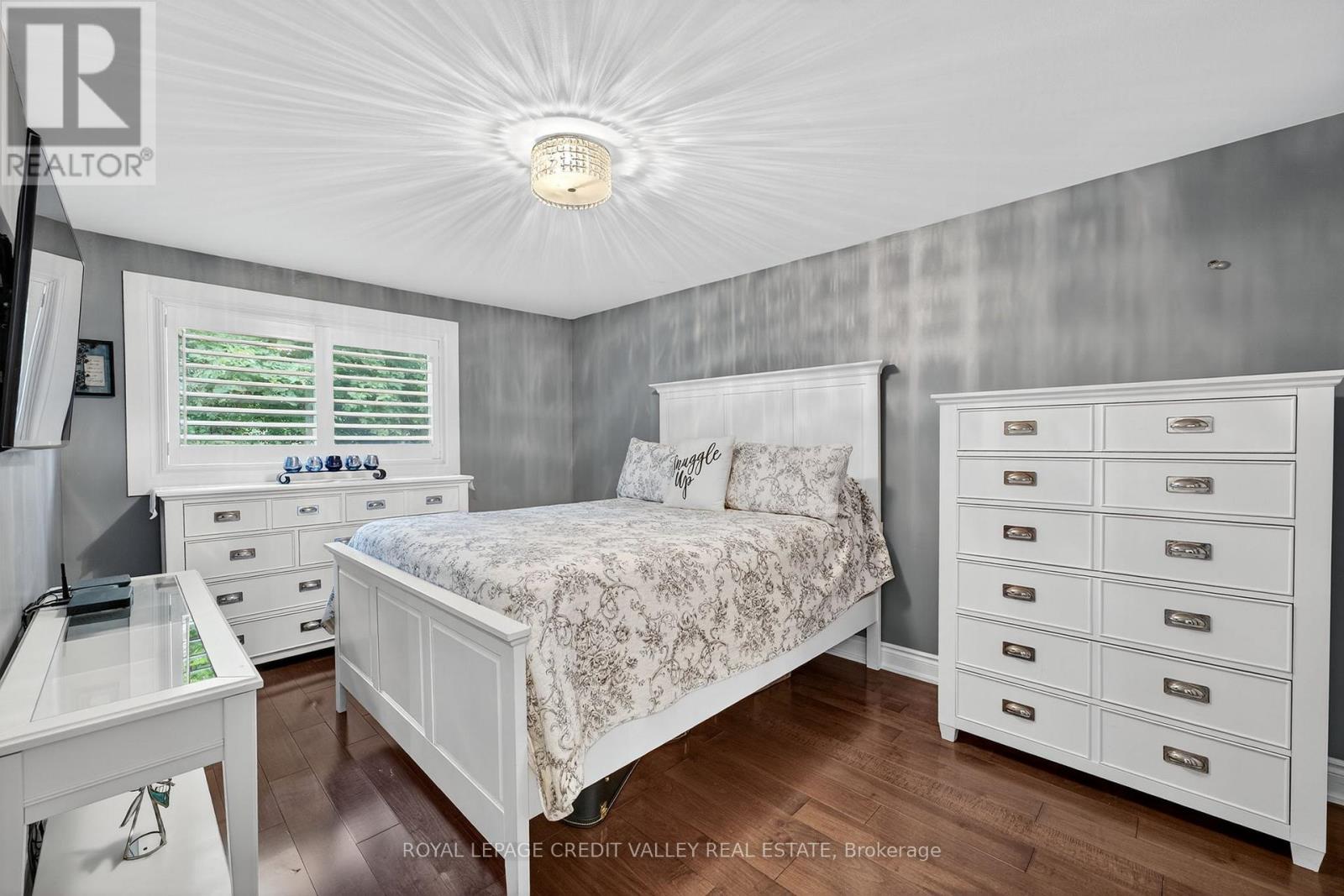 24 Willis Drive, Brampton (Brampton East), Ontario  L6W 1A9 - Photo 22 - W12386278