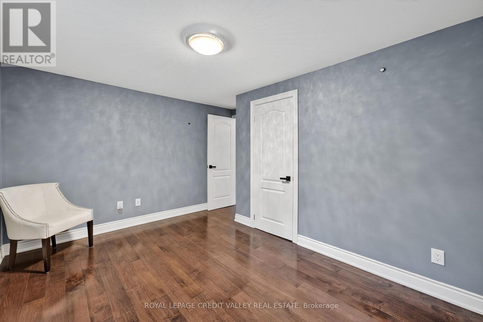 24 Willis Drive, Brampton (Brampton East), Ontario  L6W 1A9 - Photo 26 - W12386278
