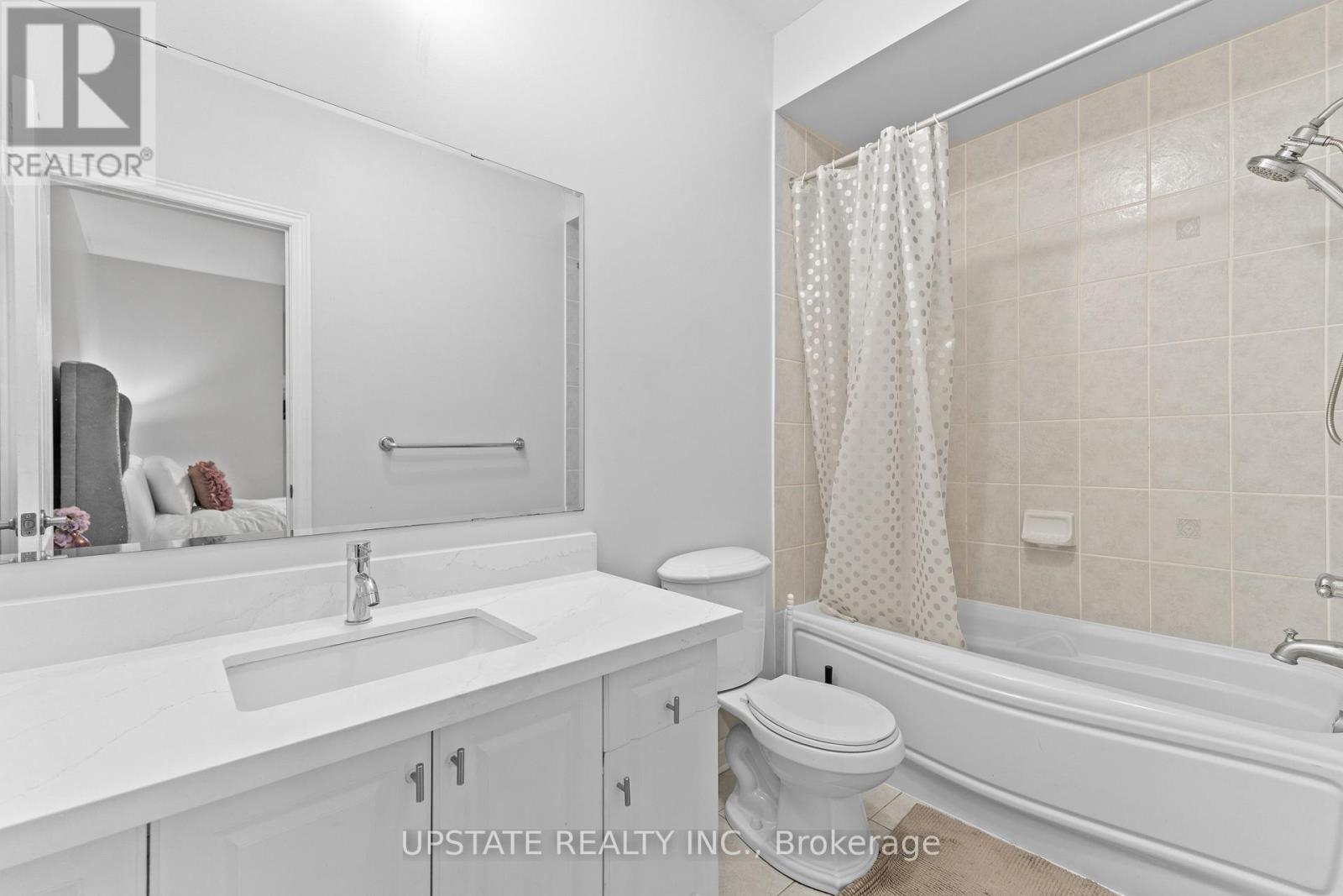 6 Islington Drive, Brampton (Bram East), Ontario  L6P 3A5 - Photo 23 - W12386281