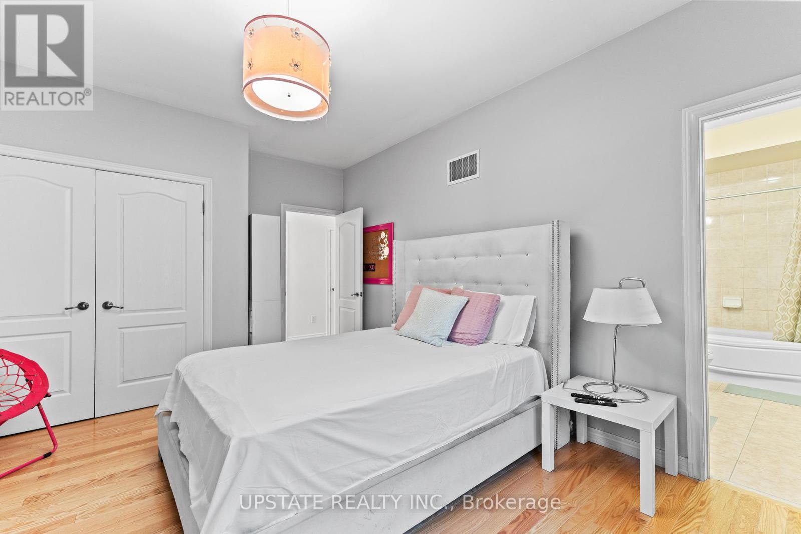 6 Islington Drive, Brampton (Bram East), Ontario  L6P 3A5 - Photo 26 - W12386281