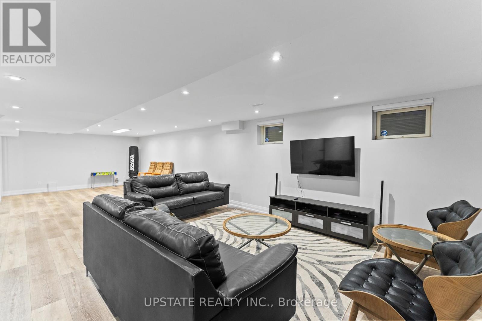 6 Islington Drive, Brampton (Bram East), Ontario  L6P 3A5 - Photo 29 - W12386281