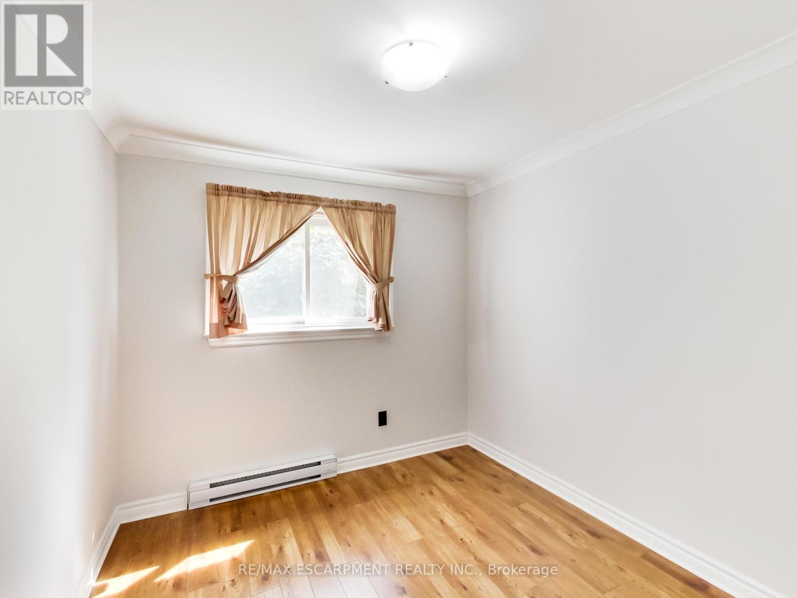 31 Briar Path, Brampton, Ontario  L6T 2A3 - Photo 25 - W12386293