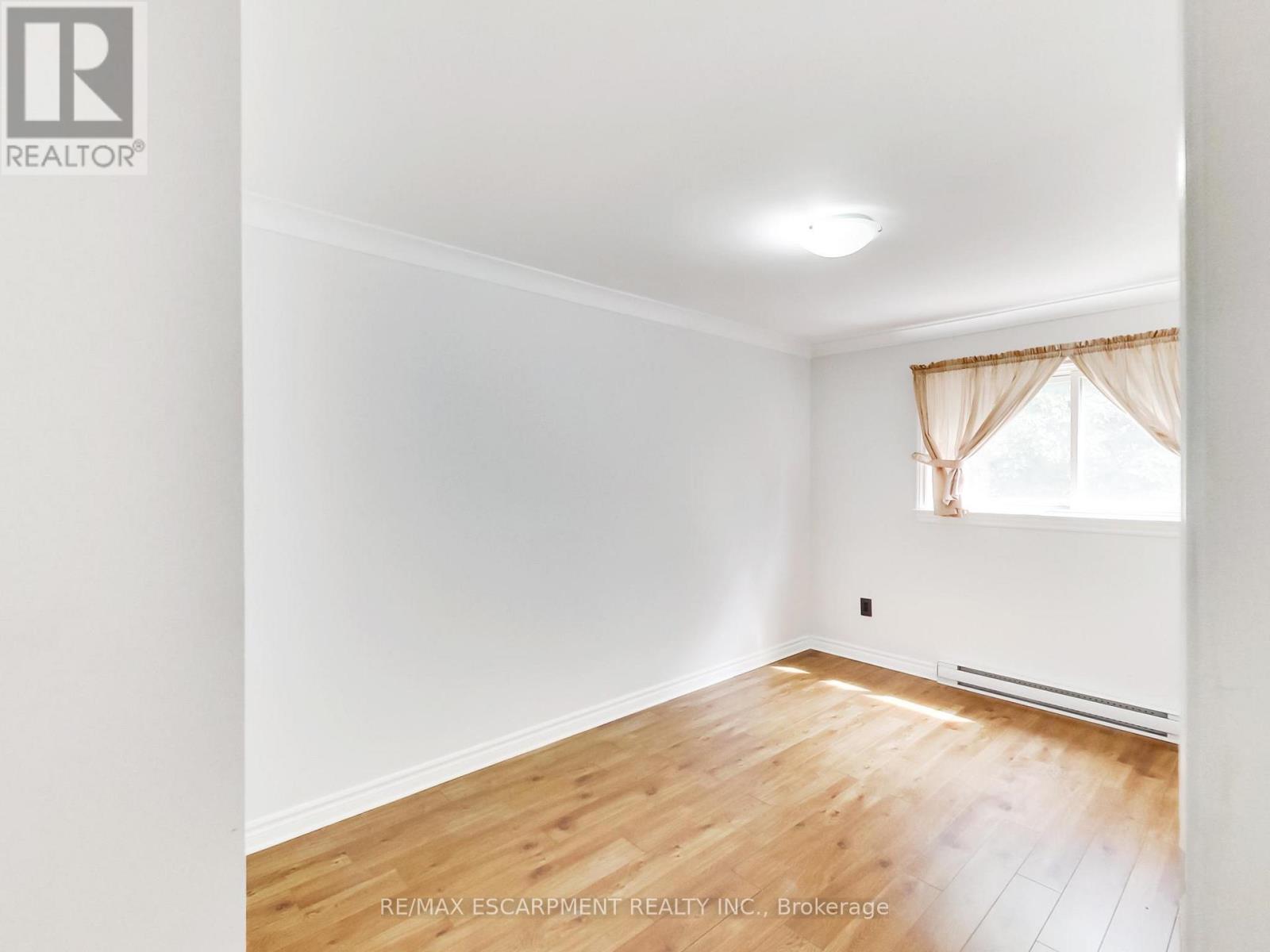 31 Briar Path, Brampton, Ontario  L6T 2A3 - Photo 28 - W12386293