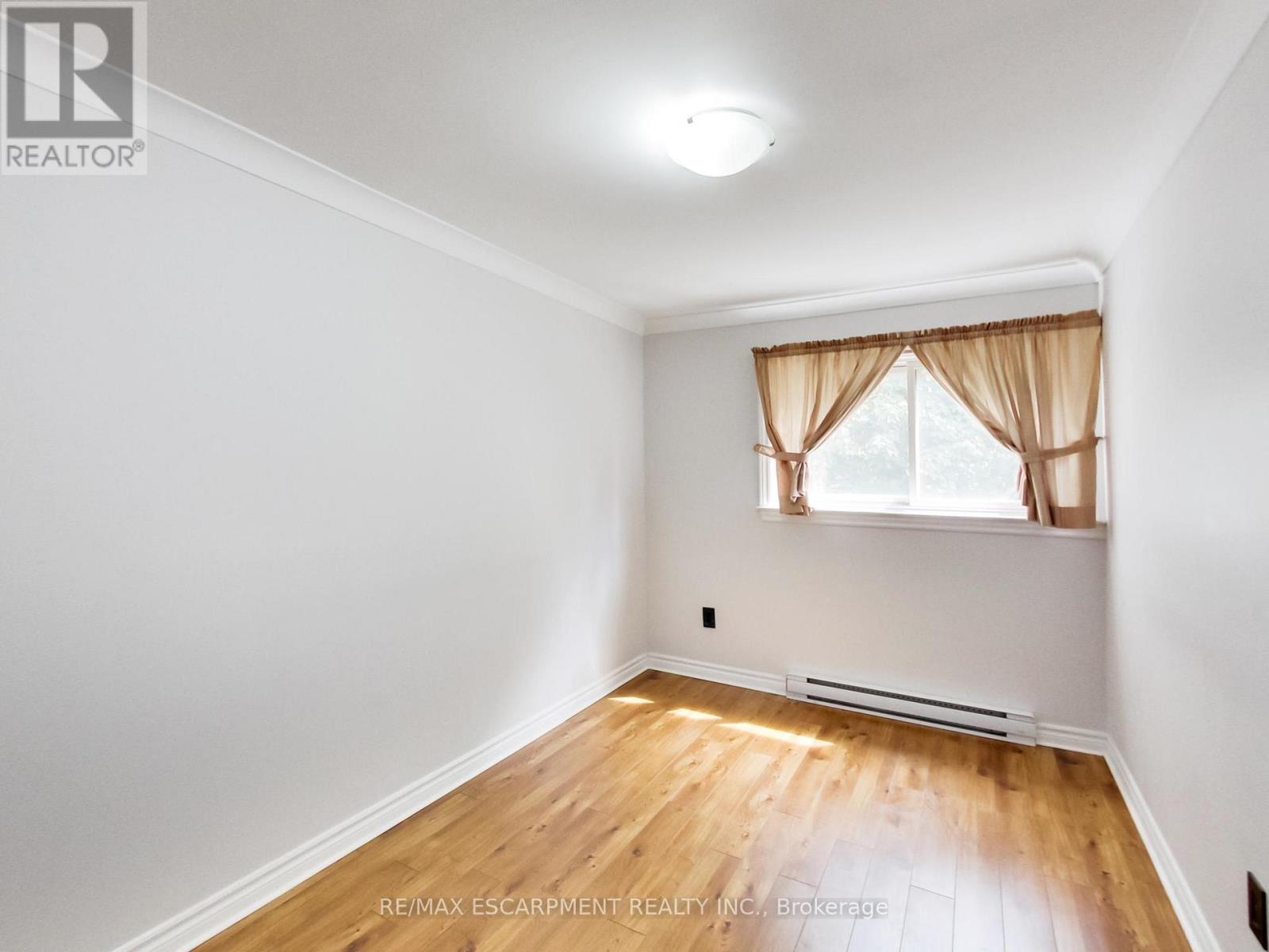 31 Briar Path, Brampton, Ontario  L6T 2A3 - Photo 29 - W12386293