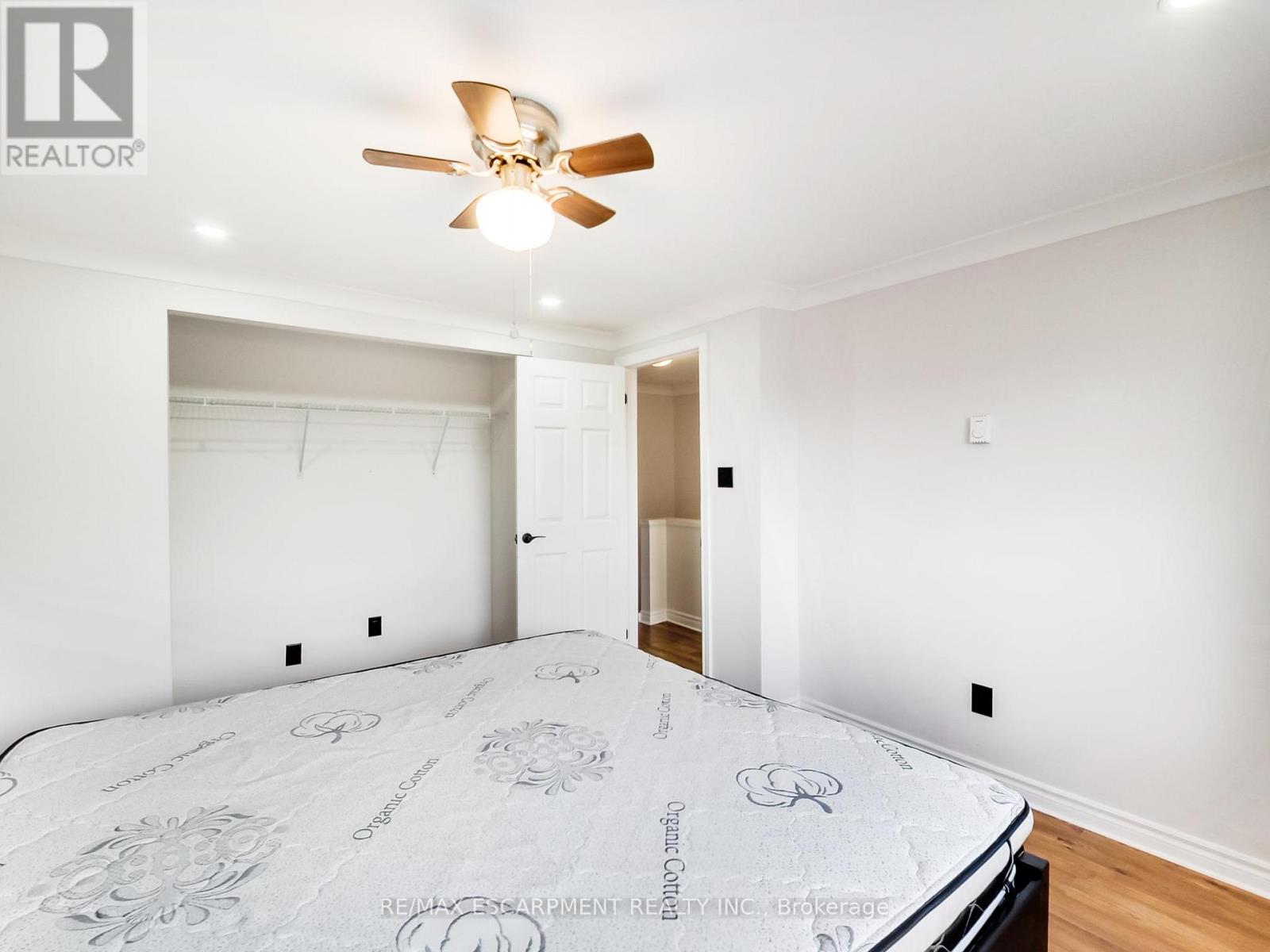 31 Briar Path, Brampton, Ontario  L6T 2A3 - Photo 35 - W12386293