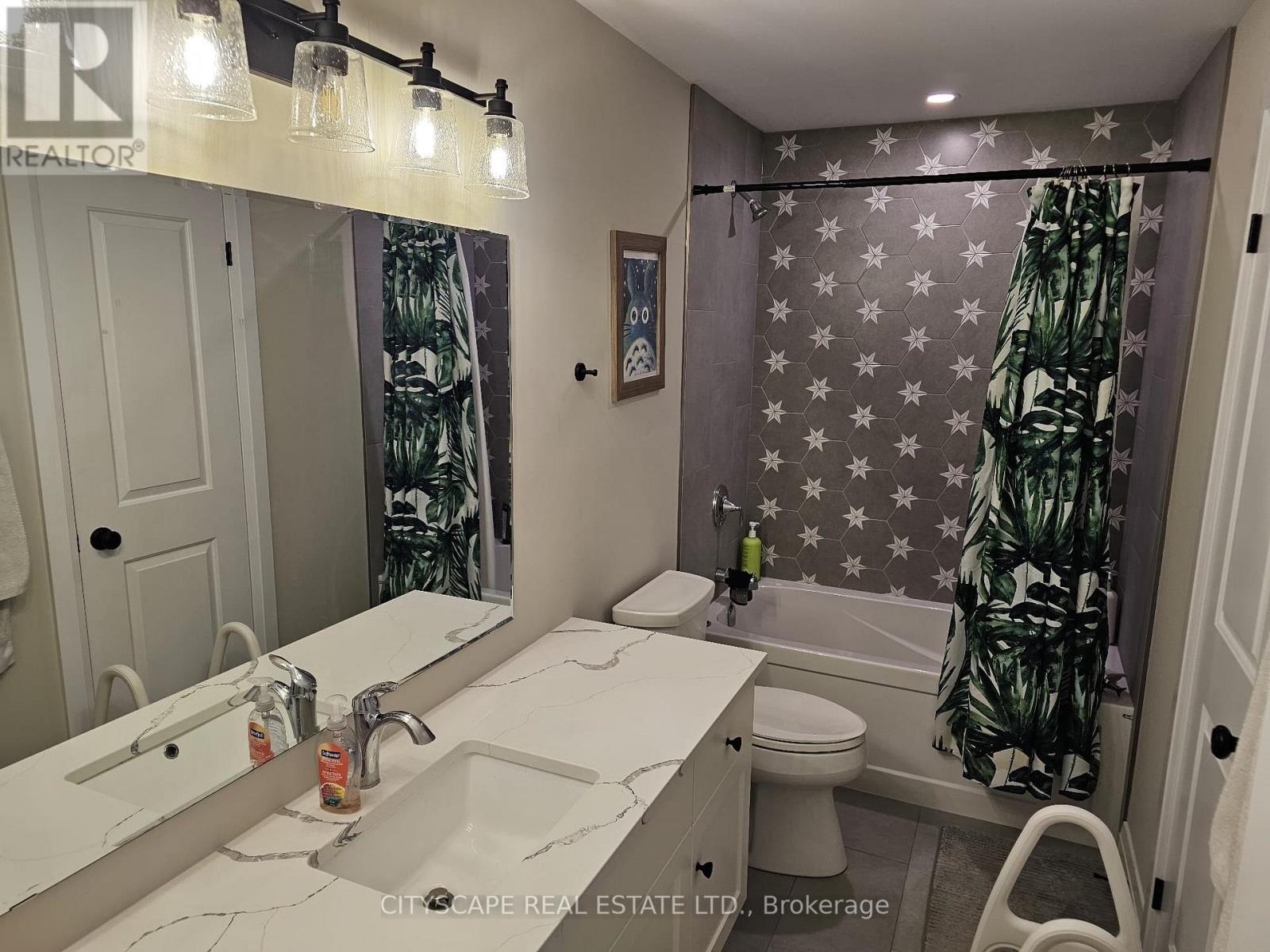 274 Bell Street, Ingersoll, Ontario  M5C 2P3 - Photo 20 - X12386250