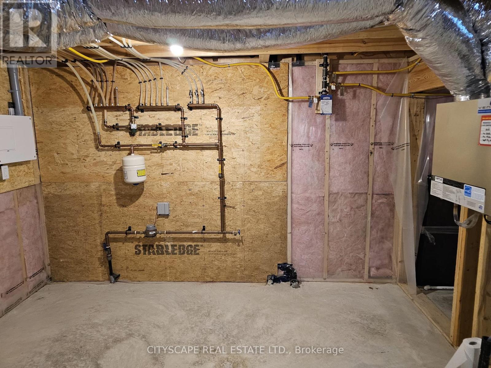 274 Bell Street, Ingersoll, Ontario  M5C 2P3 - Photo 27 - X12386250