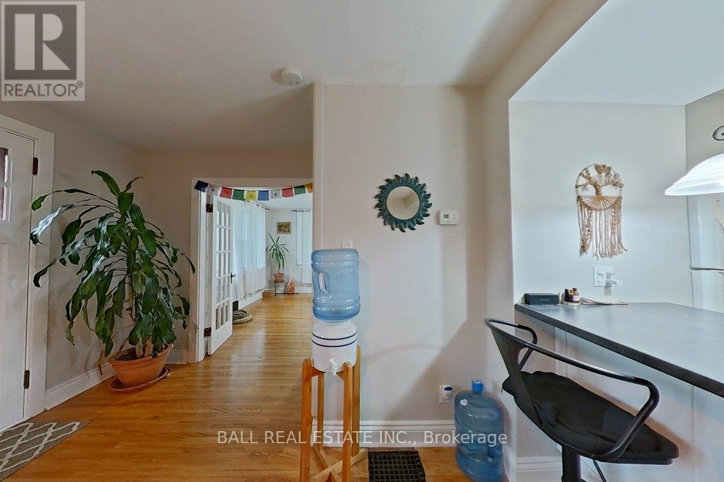 2056 Young's Point Road, Selwyn, Ontario  K0L 2H0 - Photo 11 - X12386353