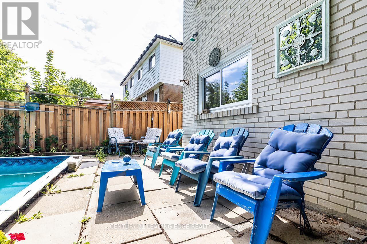 Property at 6872 DARCEL AVENUE image 5