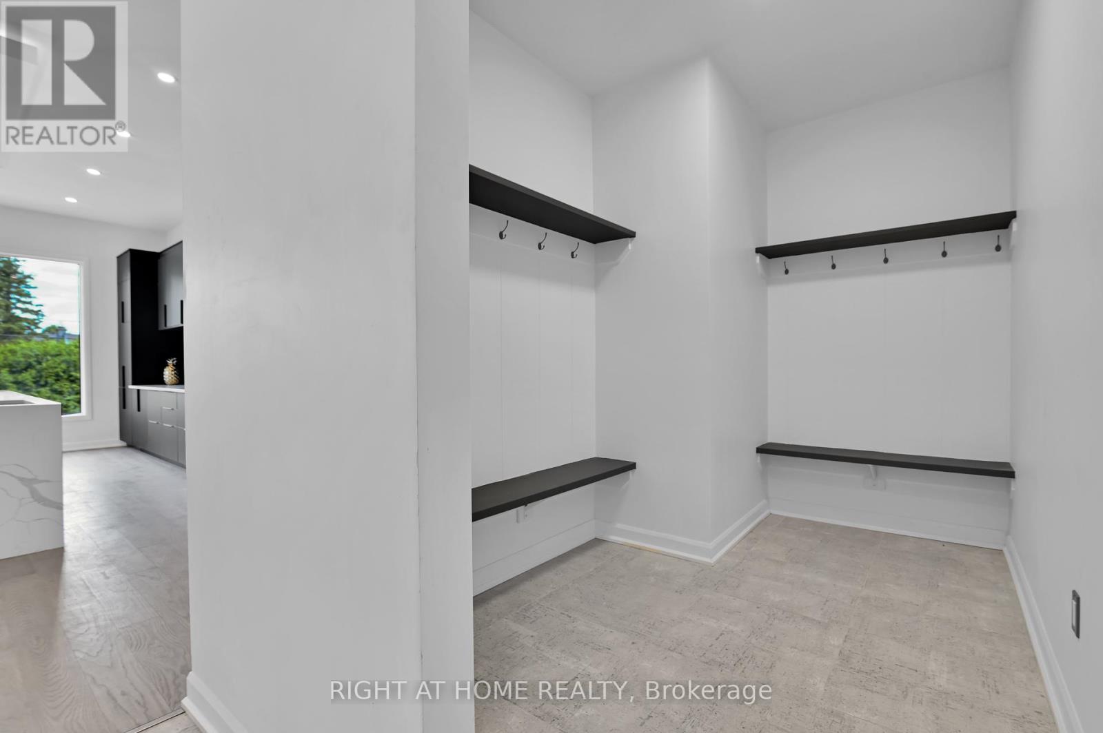 103 Fieldrow Street, Ottawa, Ontario  K2G 2Y8 - Photo 15 - X12386355