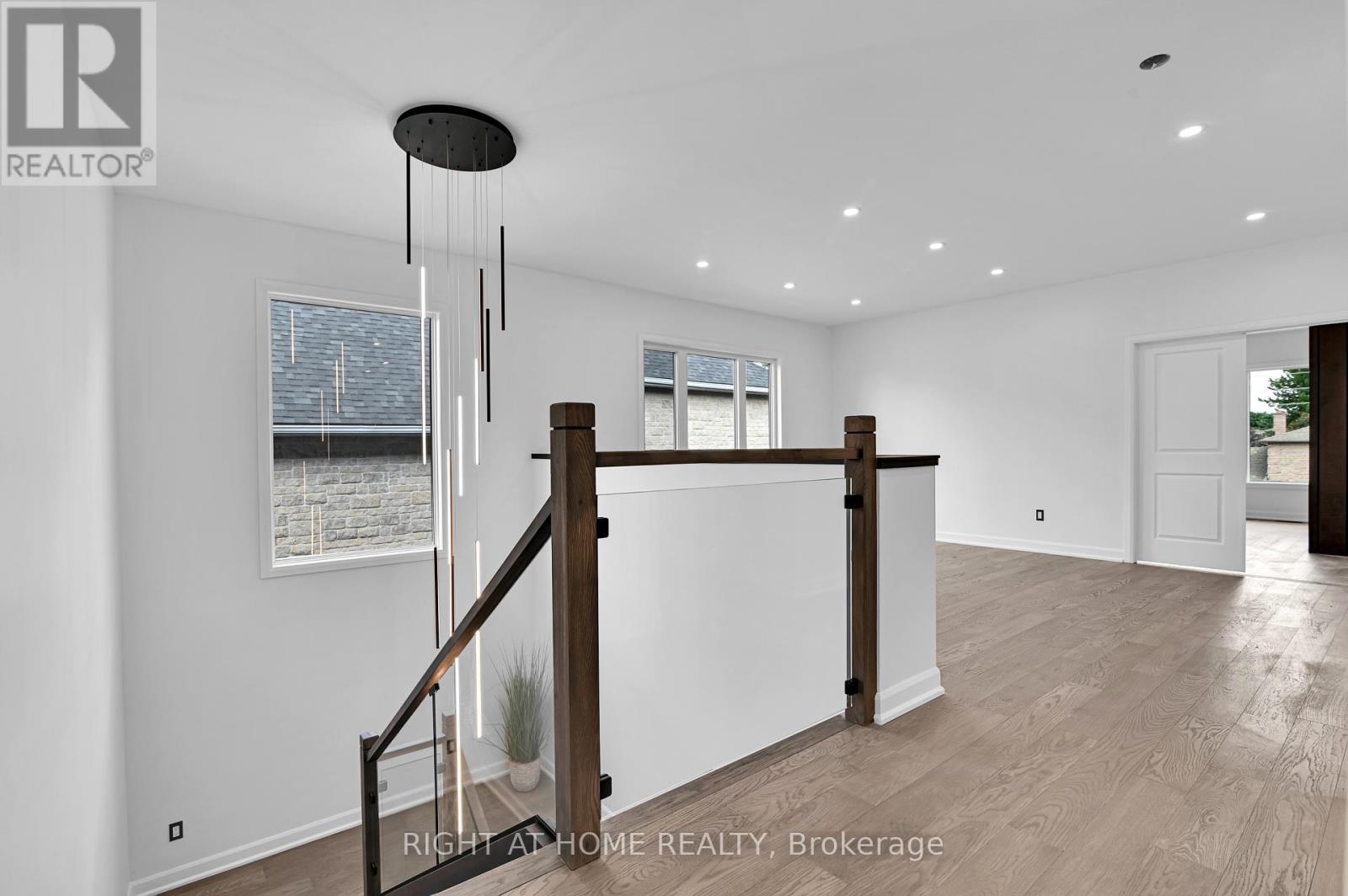 103 Fieldrow Street, Ottawa, Ontario  K2G 2Y8 - Photo 16 - X12386355