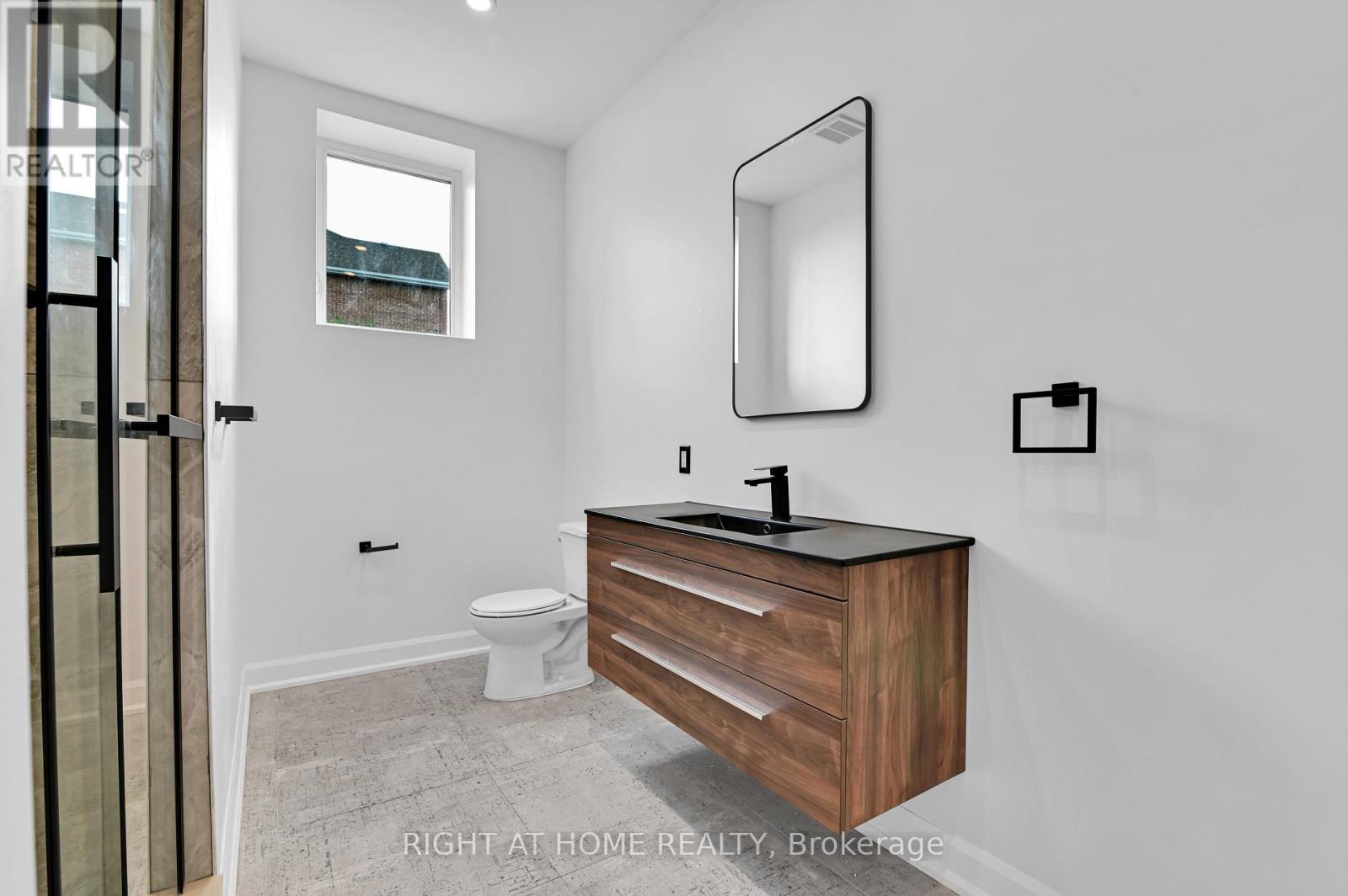 103 Fieldrow Street, Ottawa, Ontario  K2G 2Y8 - Photo 37 - X12386355