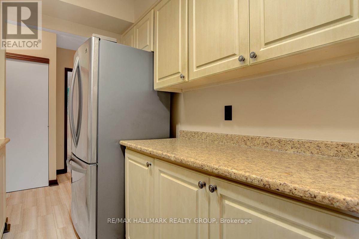 401c - 2041 Arrowsmith Drive, Ottawa, Ontario  K1J 7V7 - Photo 12 - X12386366