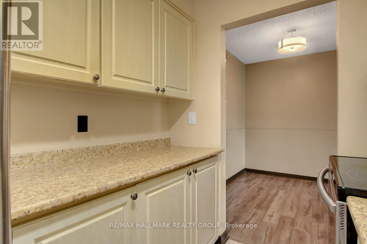 401c - 2041 Arrowsmith Drive, Ottawa, Ontario  K1J 7V7 - Photo 13 - X12386366