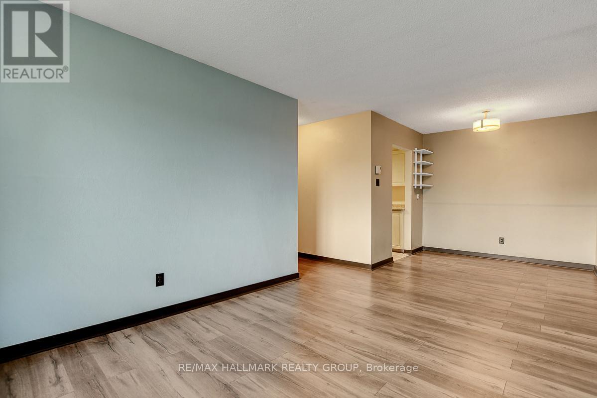401c - 2041 Arrowsmith Drive, Ottawa, Ontario  K1J 7V7 - Photo 6 - X12386366