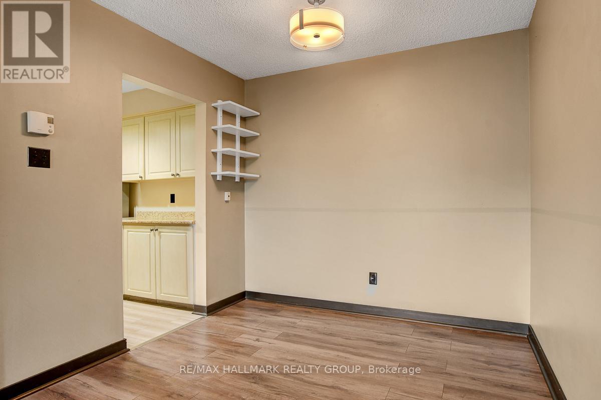 401c - 2041 Arrowsmith Drive, Ottawa, Ontario  K1J 7V7 - Photo 8 - X12386366