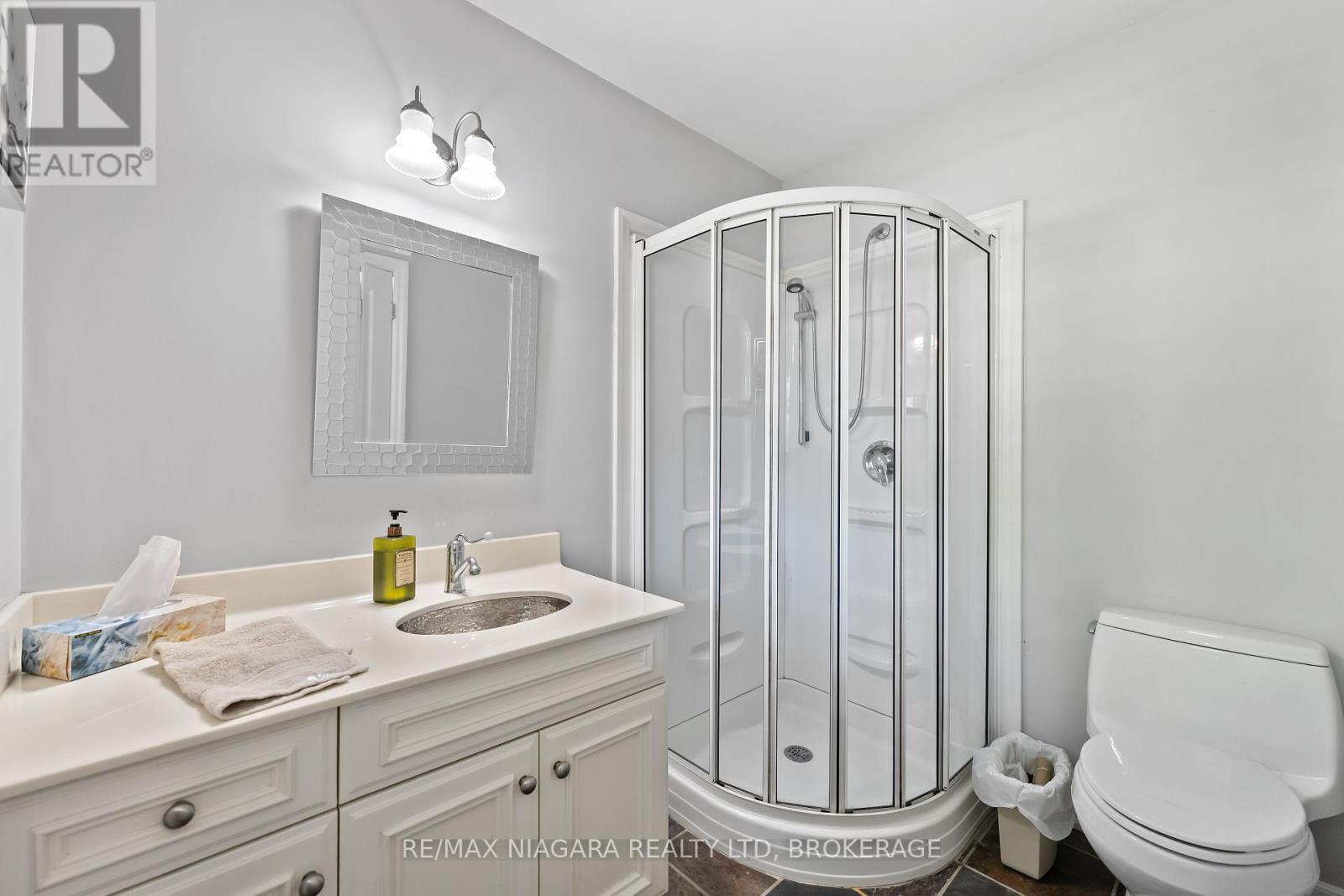 1 Graham Avenue, St. Catharines, Ontario  L2N 5L1 - Photo 19 - X12386378