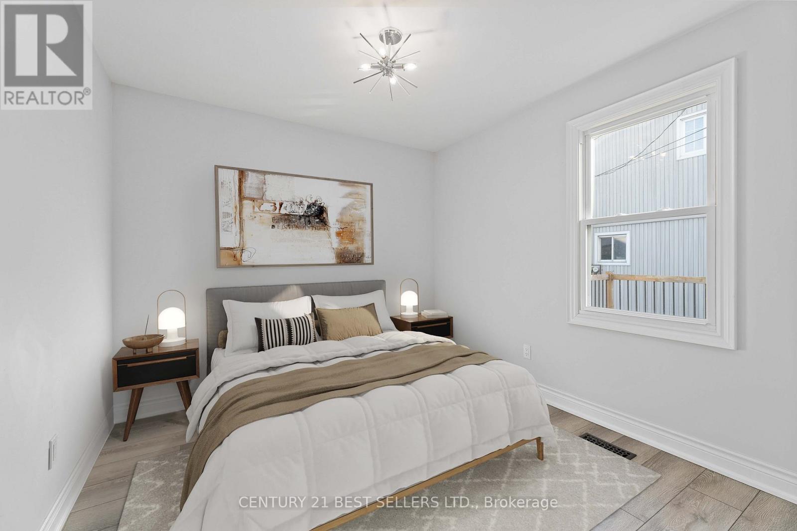 599 Beach Boulevard, Hamilton, Ontario  L8H 6X8 - Photo 17 - X12386335