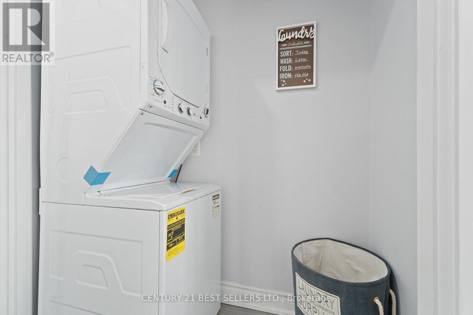 599 Beach Boulevard, Hamilton, Ontario  L8H 6X8 - Photo 20 - X12386335