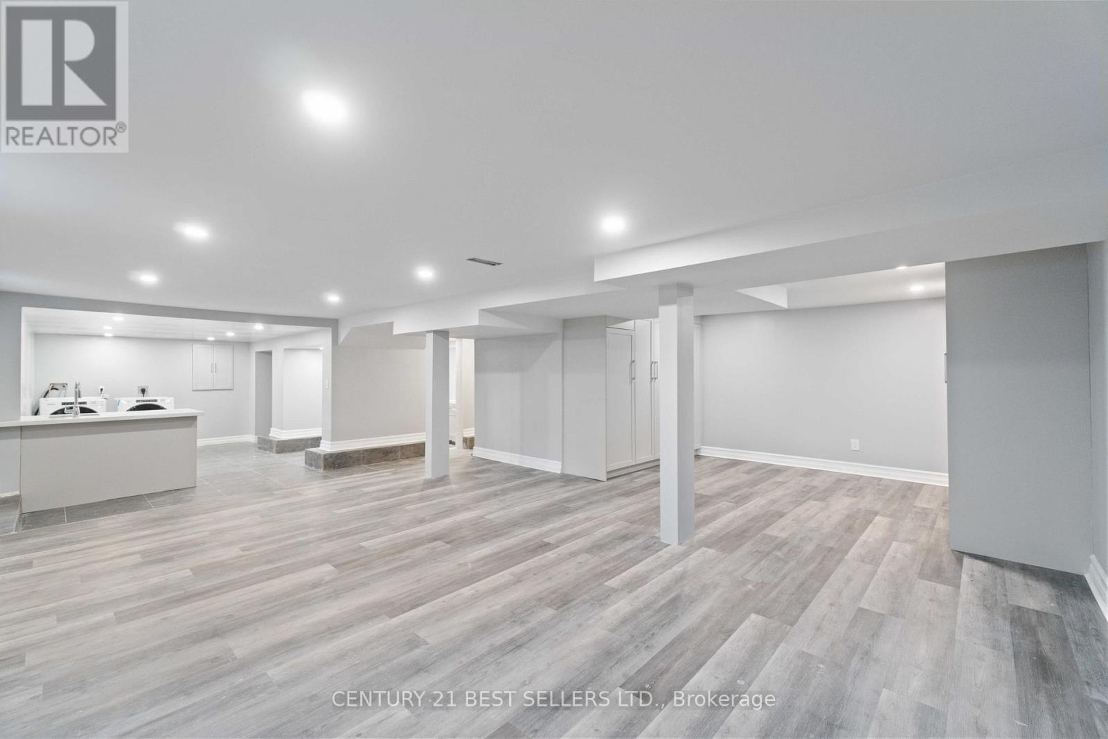 599 Beach Boulevard, Hamilton, Ontario  L8H 6X8 - Photo 39 - X12386335