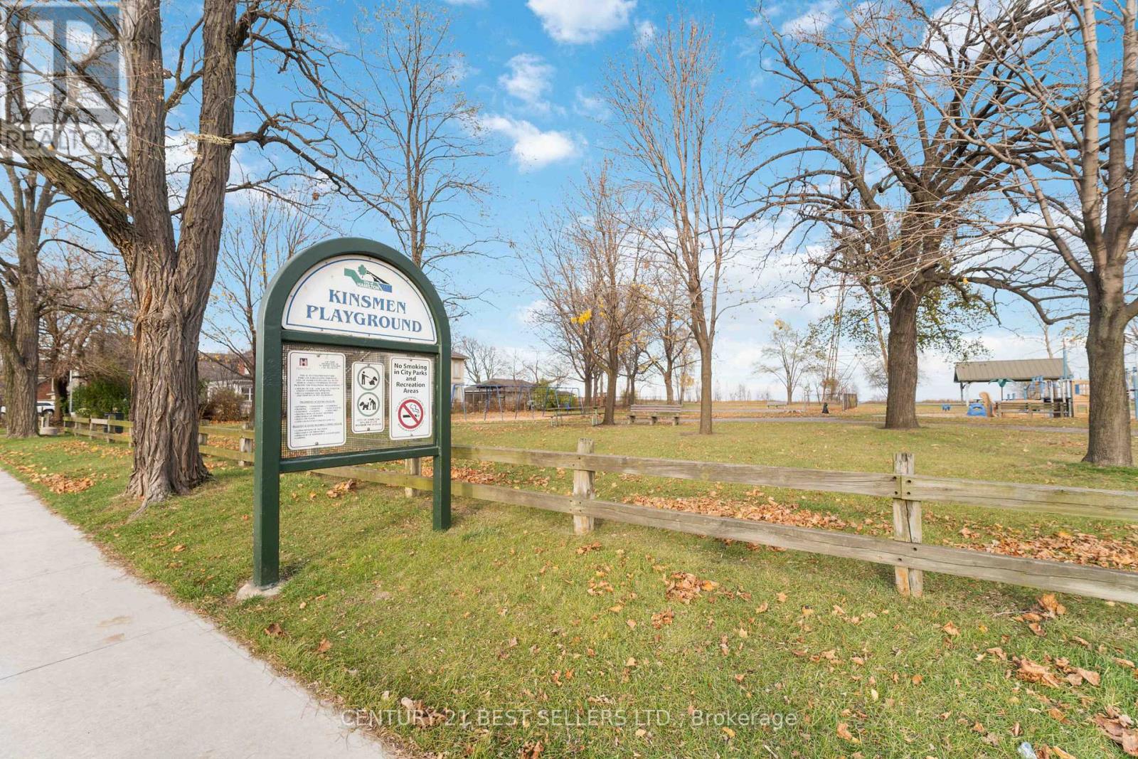 599 Beach Boulevard, Hamilton, Ontario  L8H 6X8 - Photo 50 - X12386335