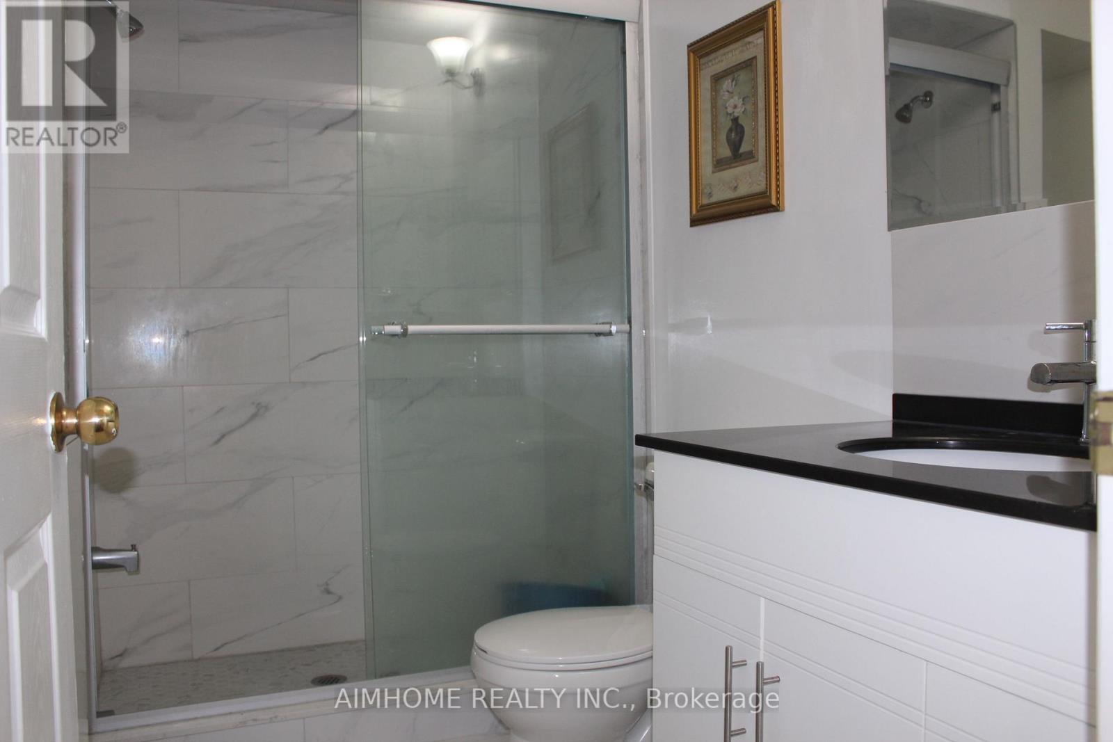 Apt 1 - 1483 Eglinton Avenue W, Toronto, Ontario  M6E 2G6 - Photo 11 - C12386341