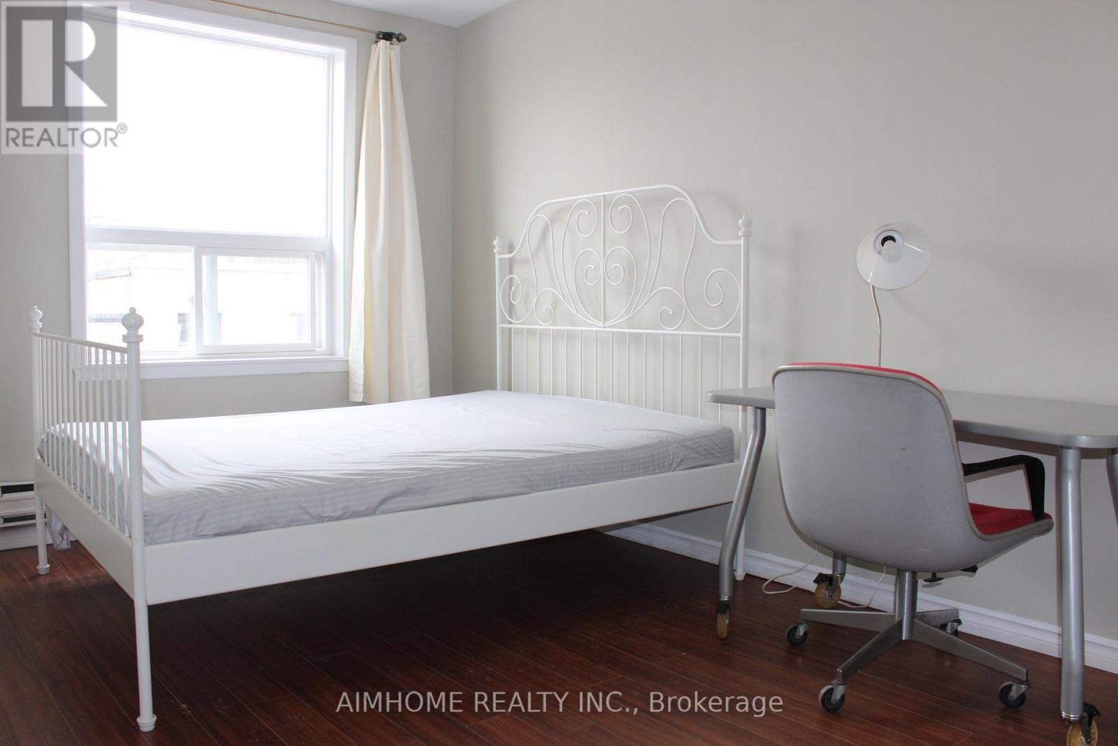 Apt 1 - 1483 Eglinton Avenue W, Toronto, Ontario  M6E 2G6 - Photo 9 - C12386341