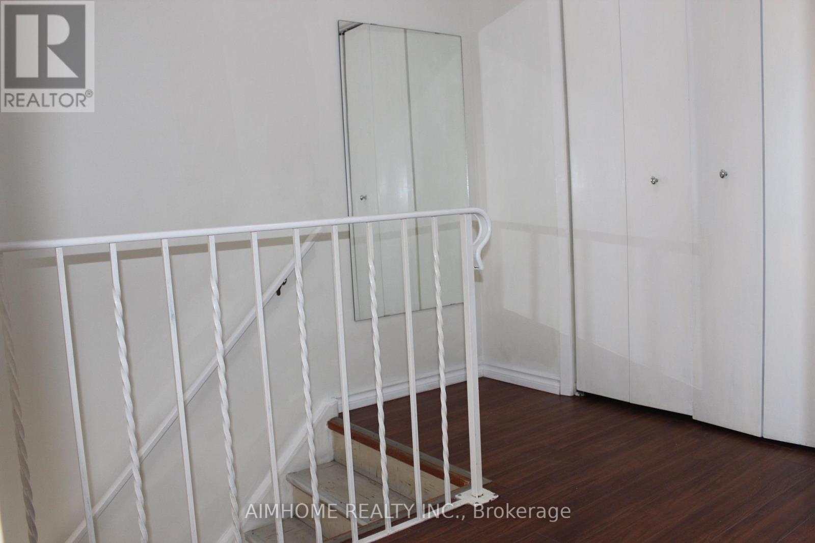 Apt 2 - 1483 Eglinton Avenue W, Toronto (Oakwood Village), Ontario  M6E 2G6 - Photo 7 - C12386360