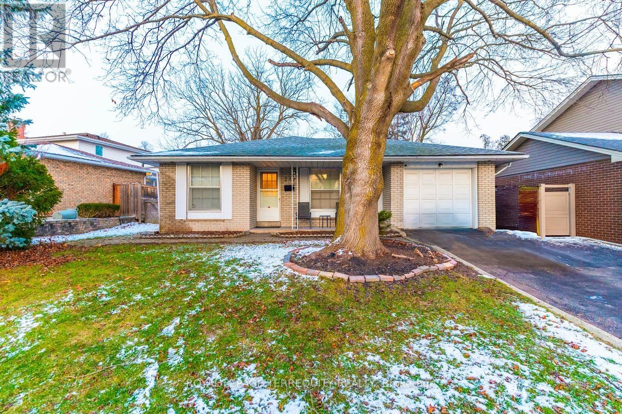 Property at 2145 SANDRINGHAM DRIVE image 3