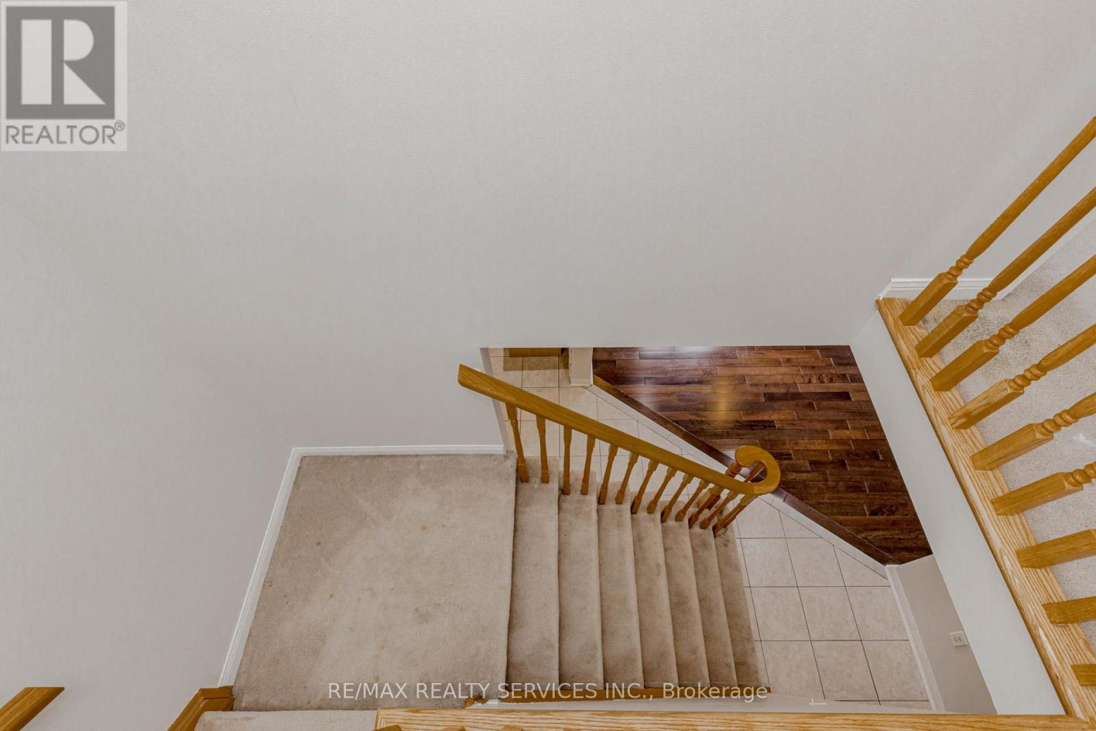 106 Narrow Valley Crescent, Brampton (Sandringham-Wellington), Ontario  L6R 2M6 - Photo 19 - W12378123