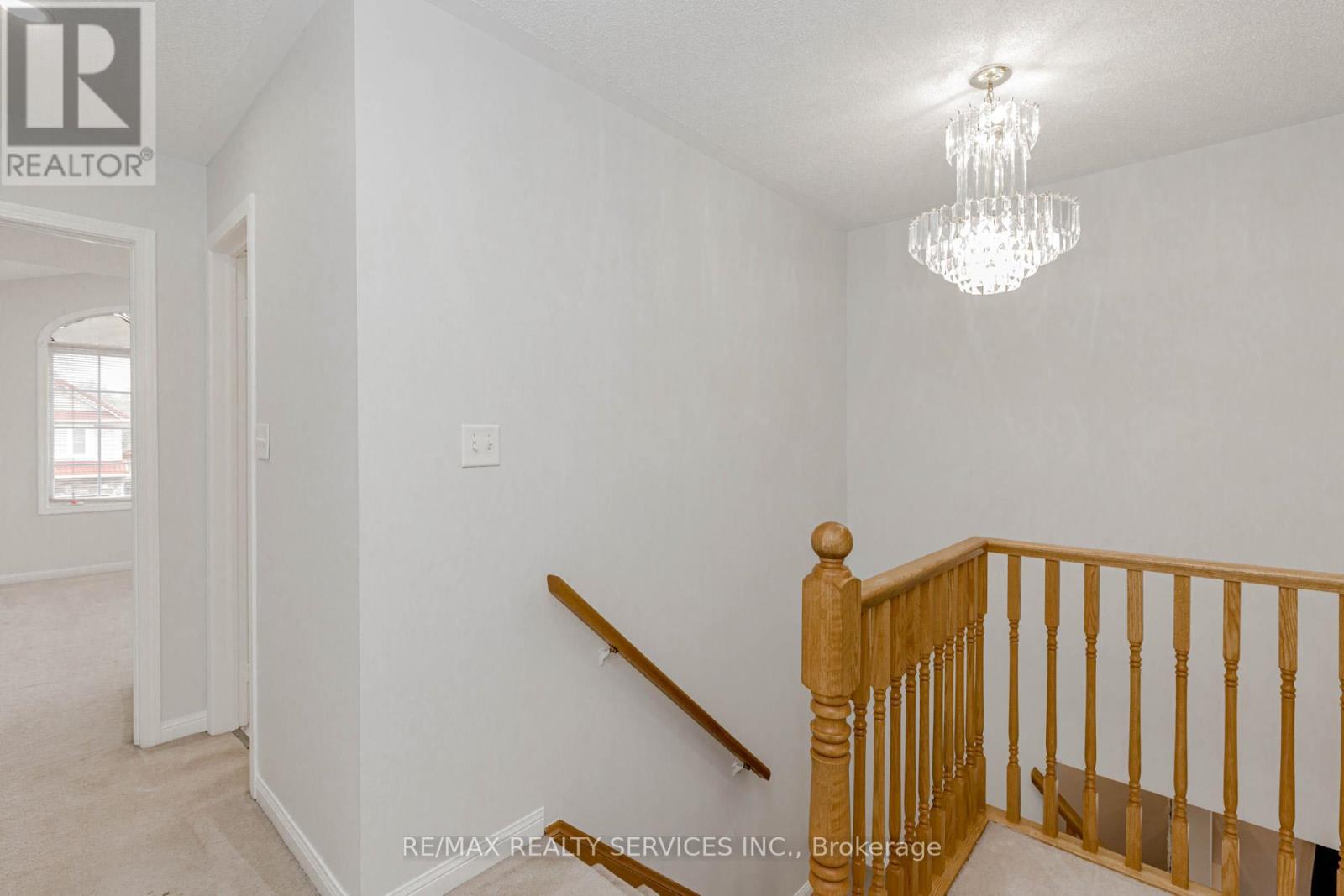 106 Narrow Valley Crescent, Brampton (Sandringham-Wellington), Ontario  L6R 2M6 - Photo 17 - W12378123