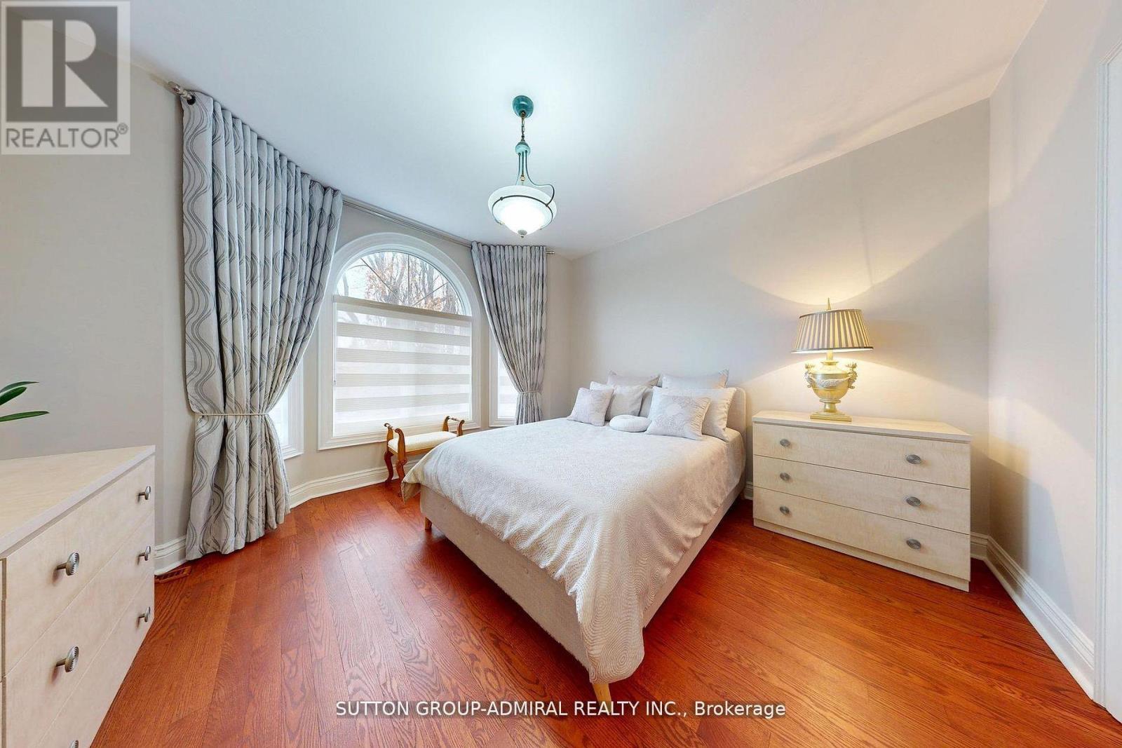 220 King High Drive, Vaughan, Ontario  L4J 3N5 - Photo 24 - N12386336