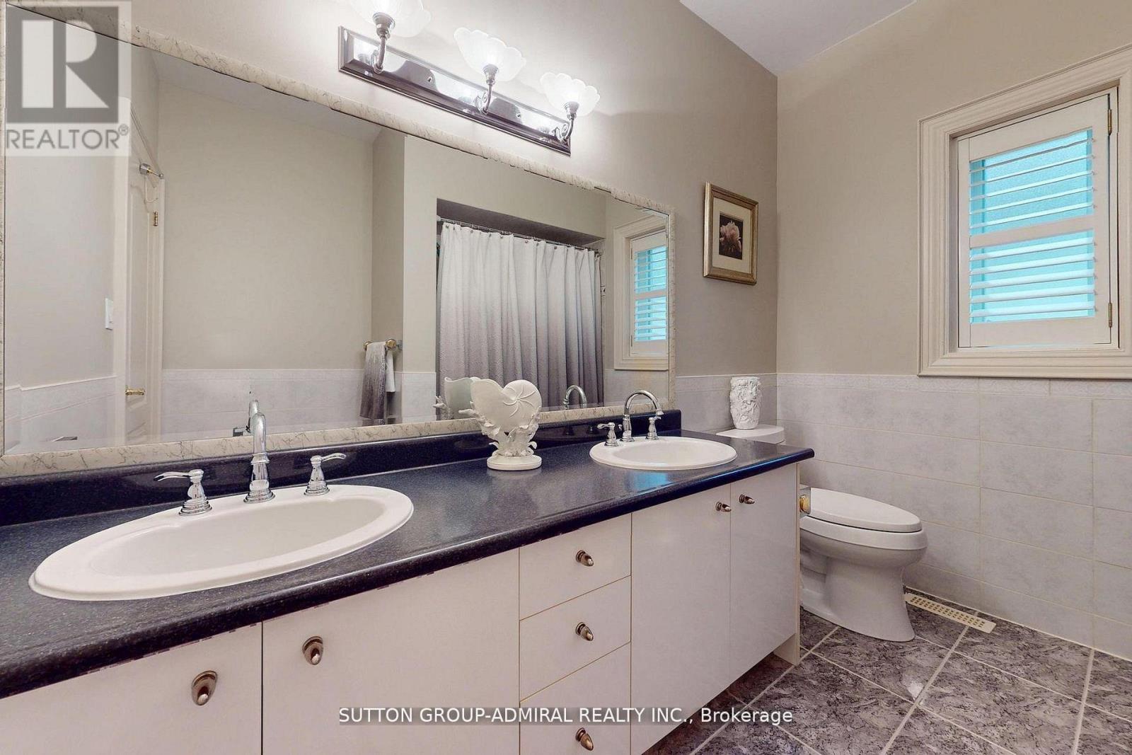 220 King High Drive, Vaughan, Ontario  L4J 3N5 - Photo 29 - N12386336
