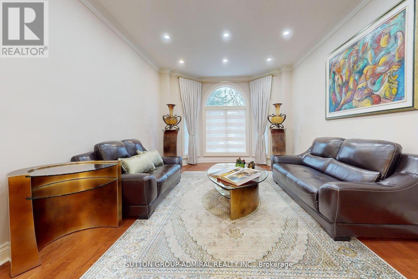 220 King High Drive, Vaughan, Ontario  L4J 3N5 - Photo 3 - N12386336