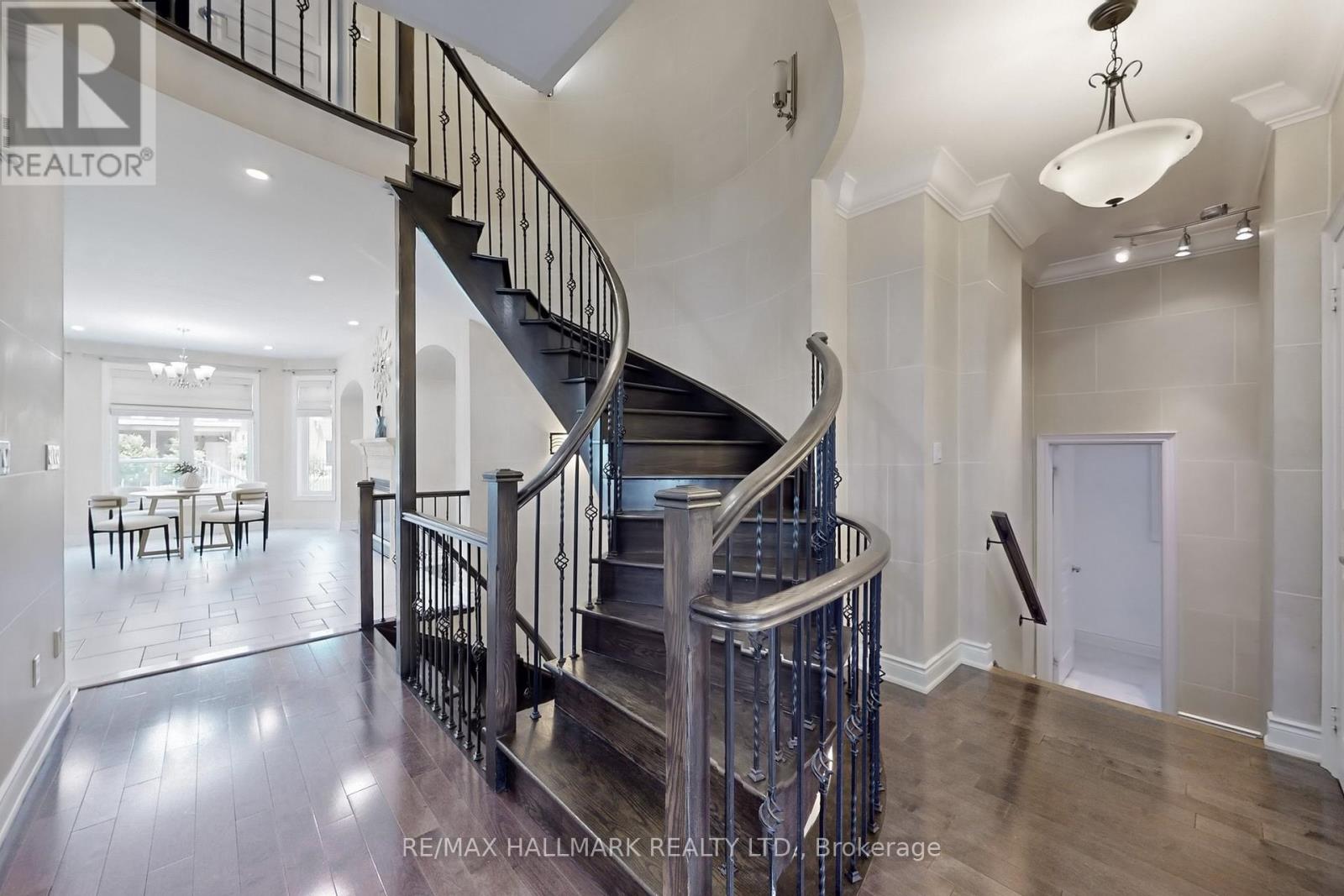 420 Paradelle Drive, Richmond Hill (Oak Ridges Lake Wilcox), Ontario  L4E 4R9 - Photo 19 - N12386339