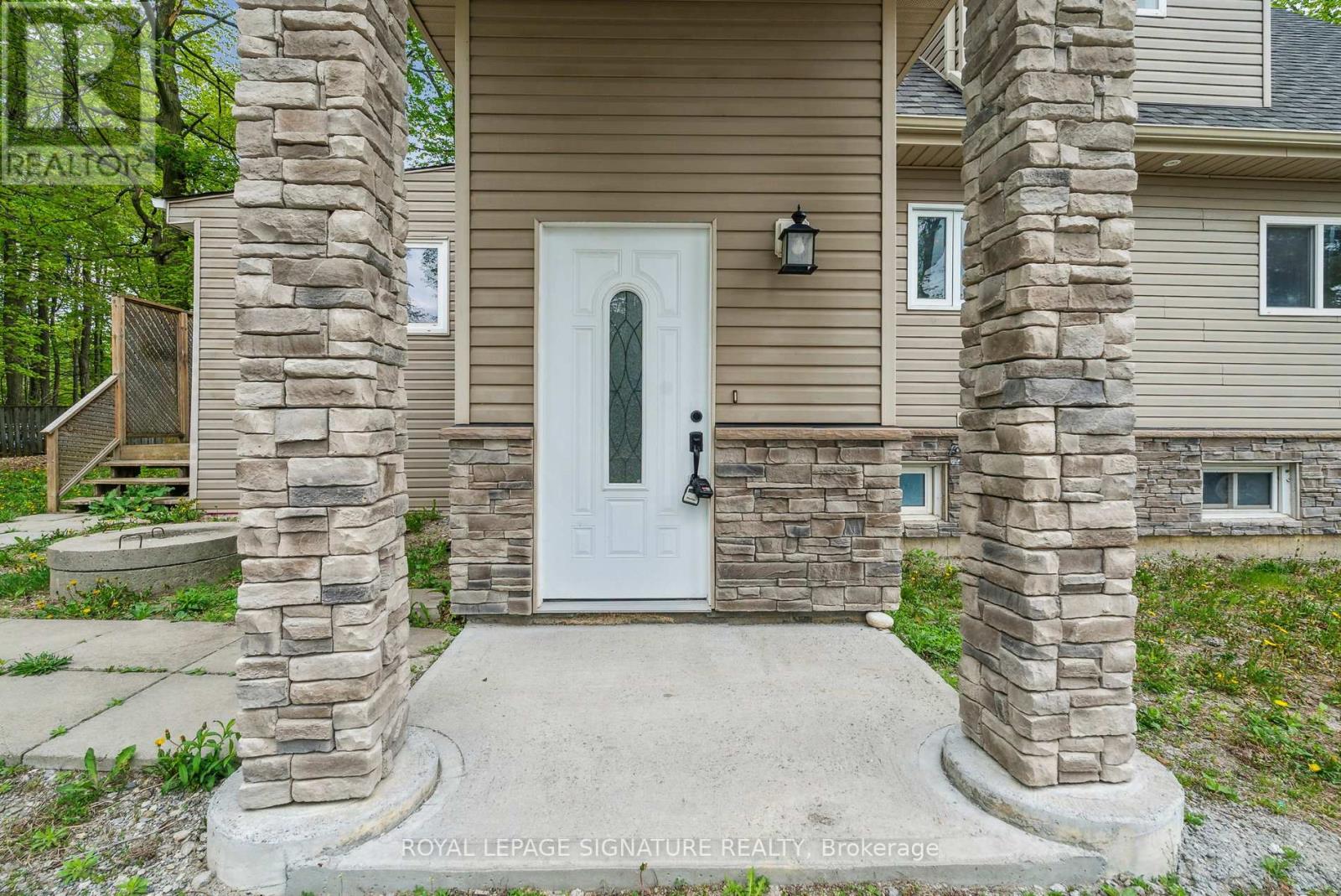 Property at 4290 YONGE STREET image 3