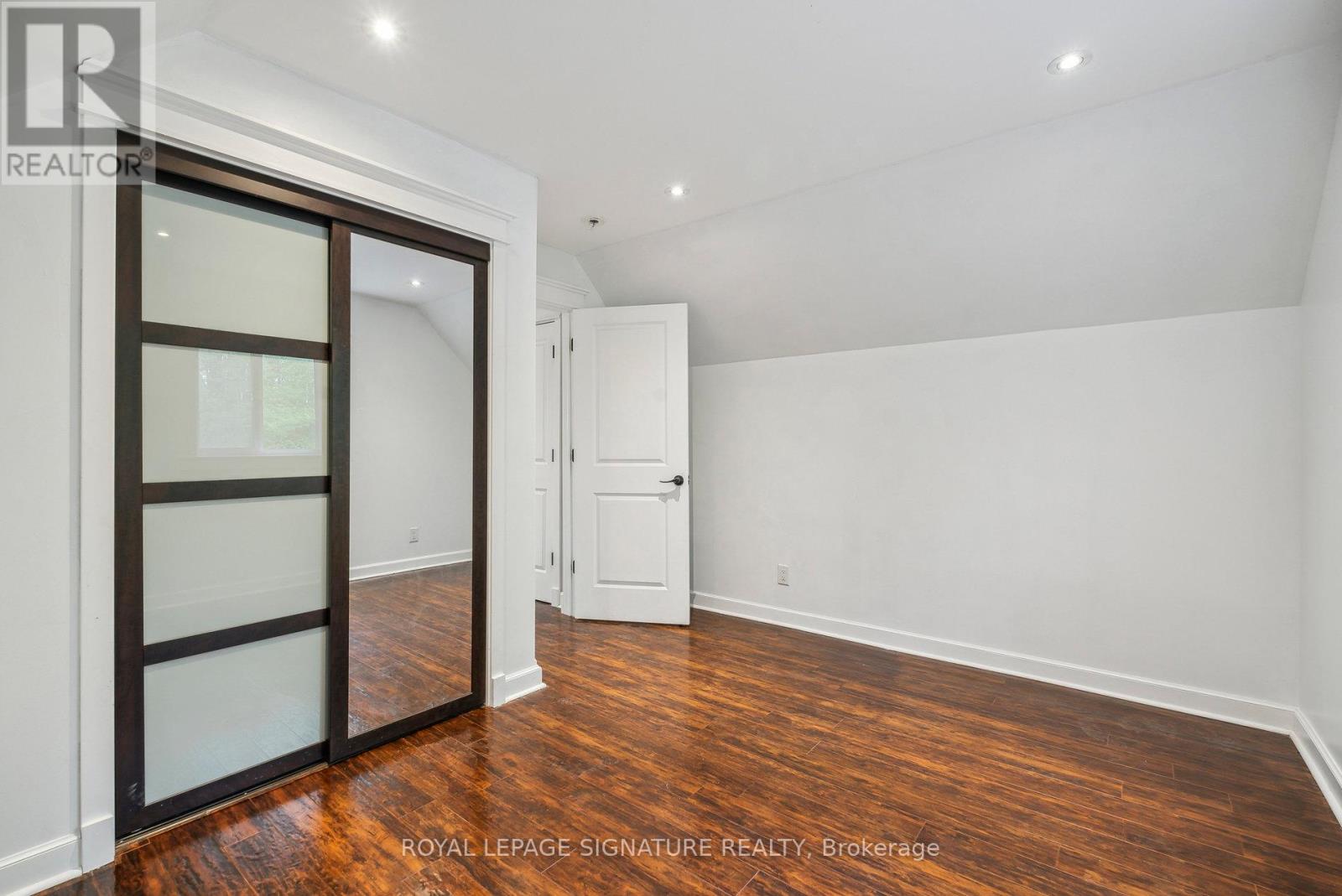4290 Yonge Street, Bradford West Gwillimbury, Ontario  L0L 1R0 - Photo 31 - N12386389