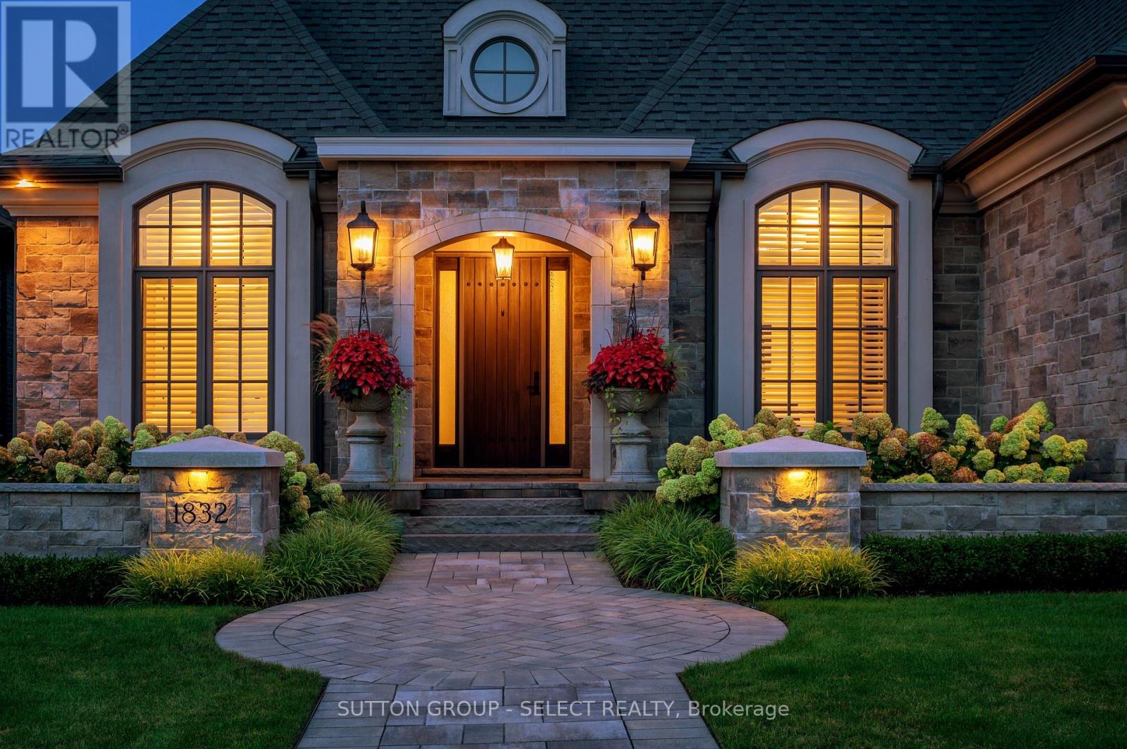 1832 Upper West Avenue, London South (South B), Ontario  N6K 0H9 - Photo 3 - X12386429